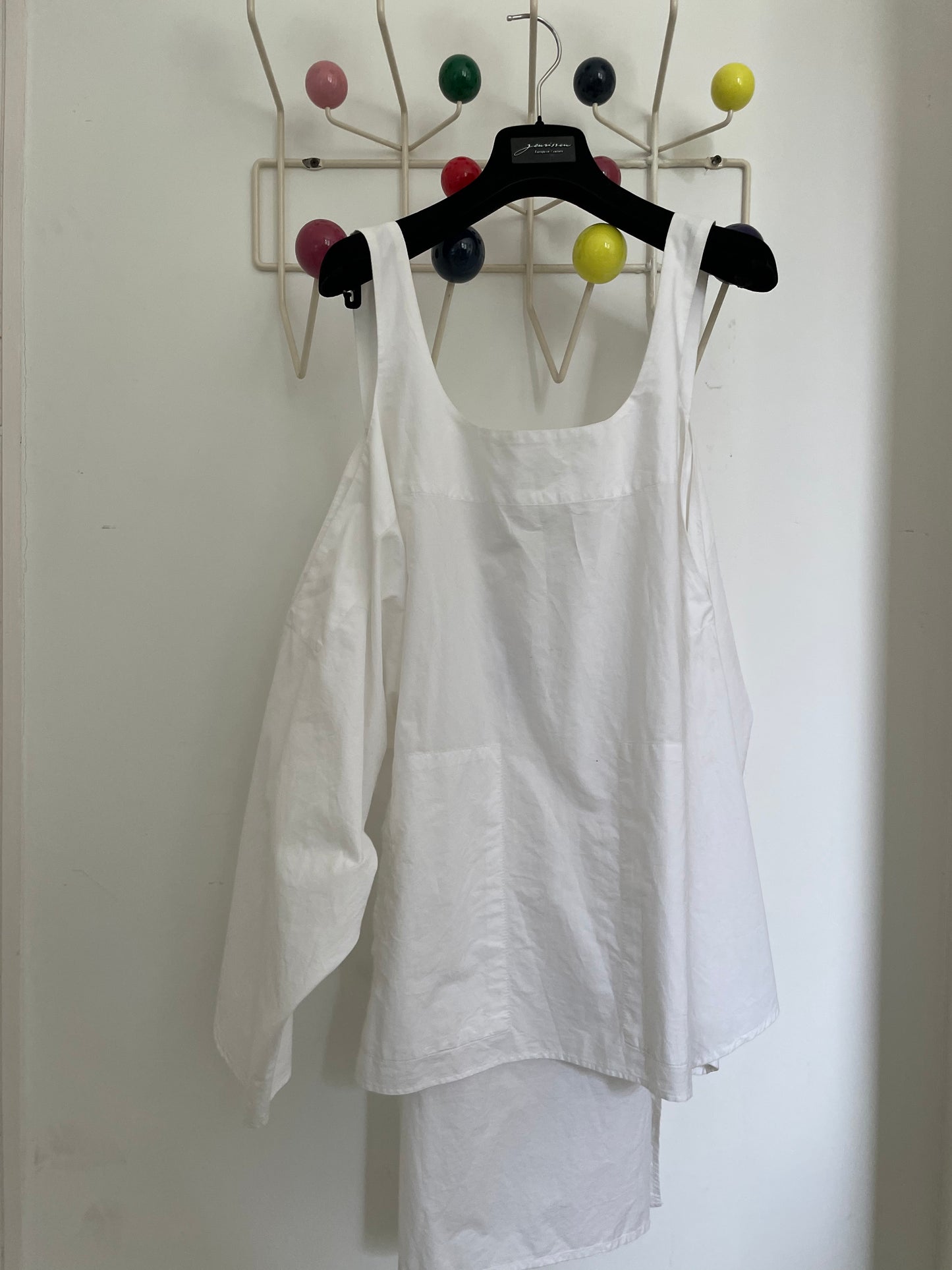 Ter et Bantine 2000's wide white tunic with bare shoulders and long sleeves