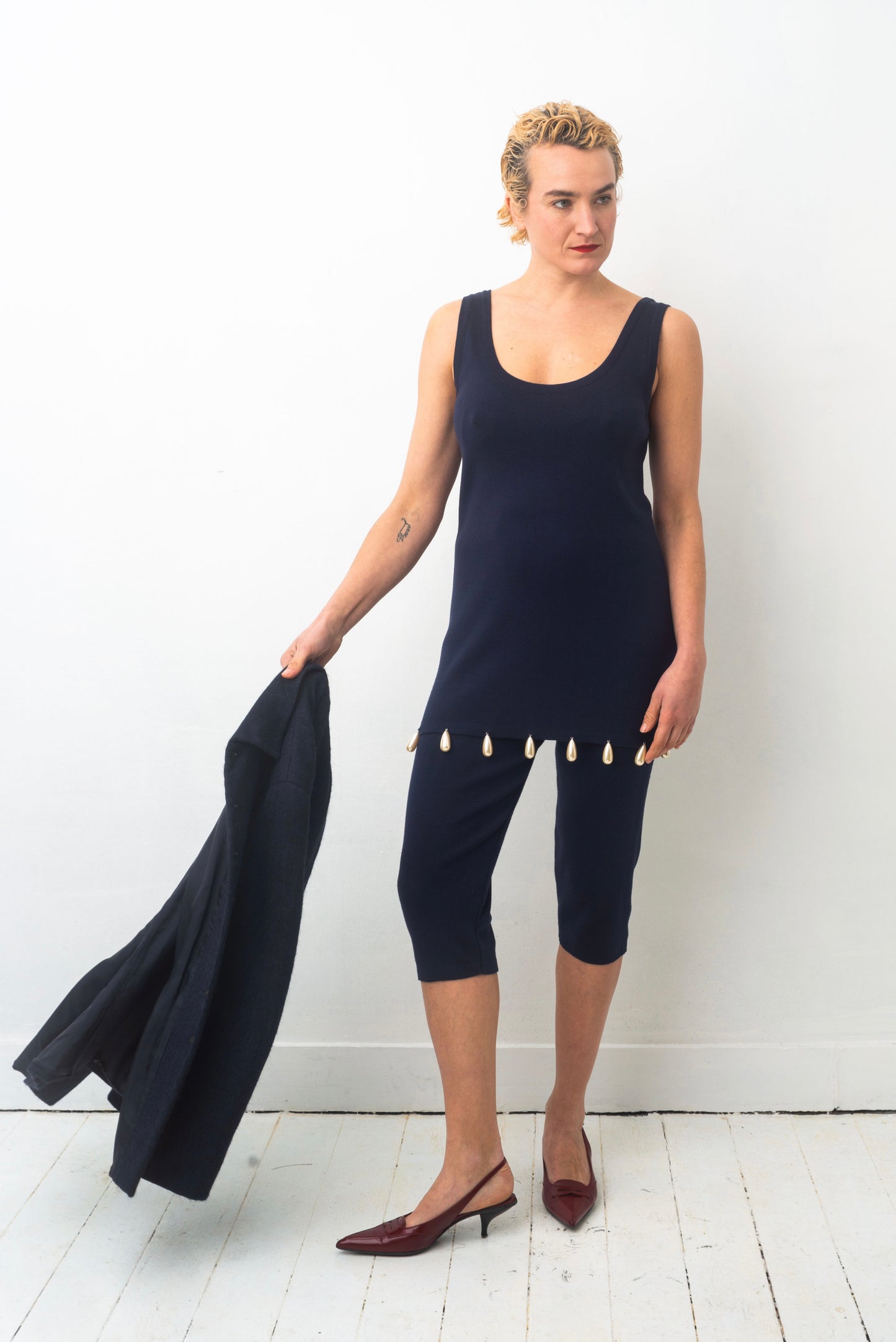 Angelo Tarlazzi 90’s dark blue cotton knit short set with pearls
