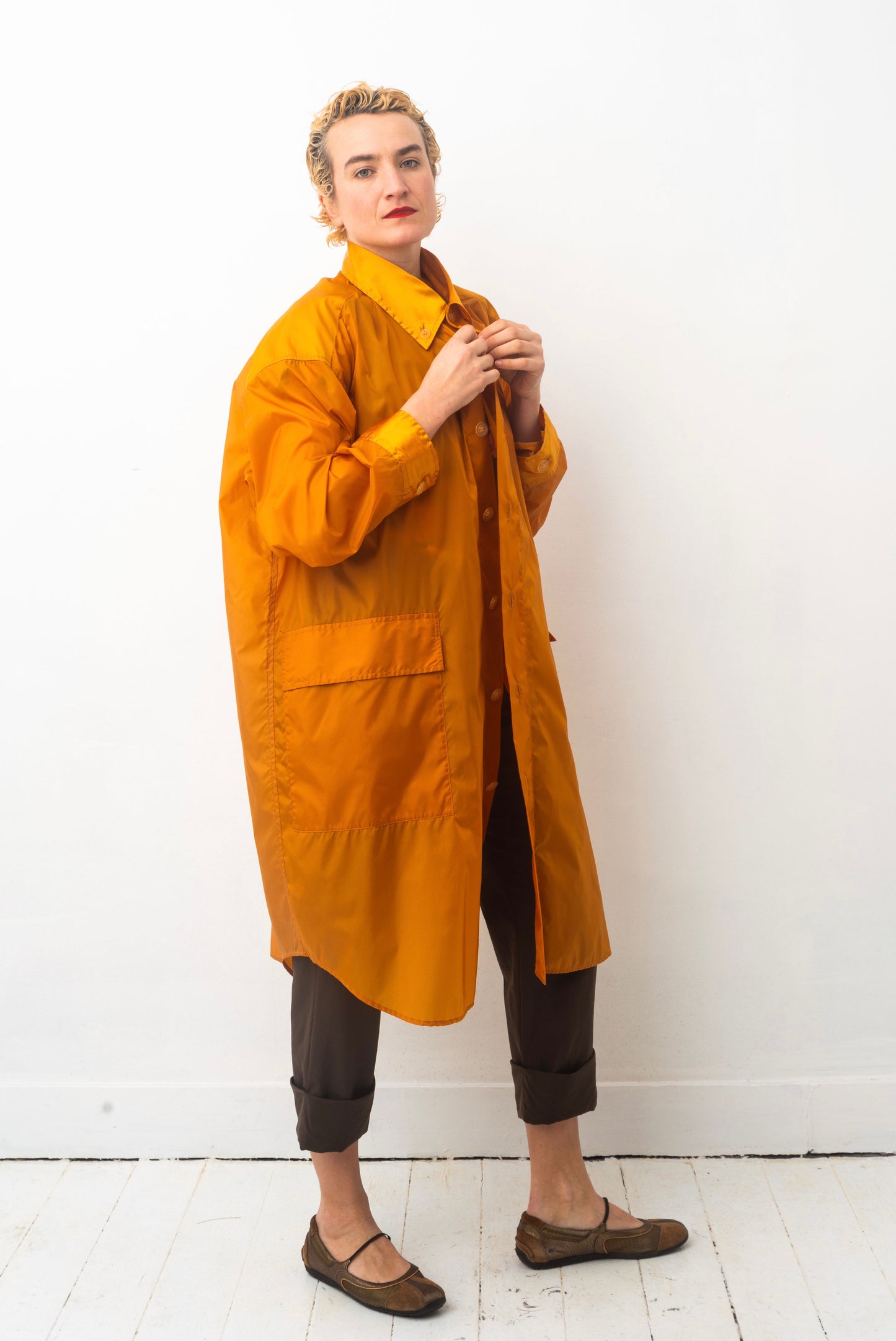 Issey Miyake Windcoat in orange nylon from the 90’s