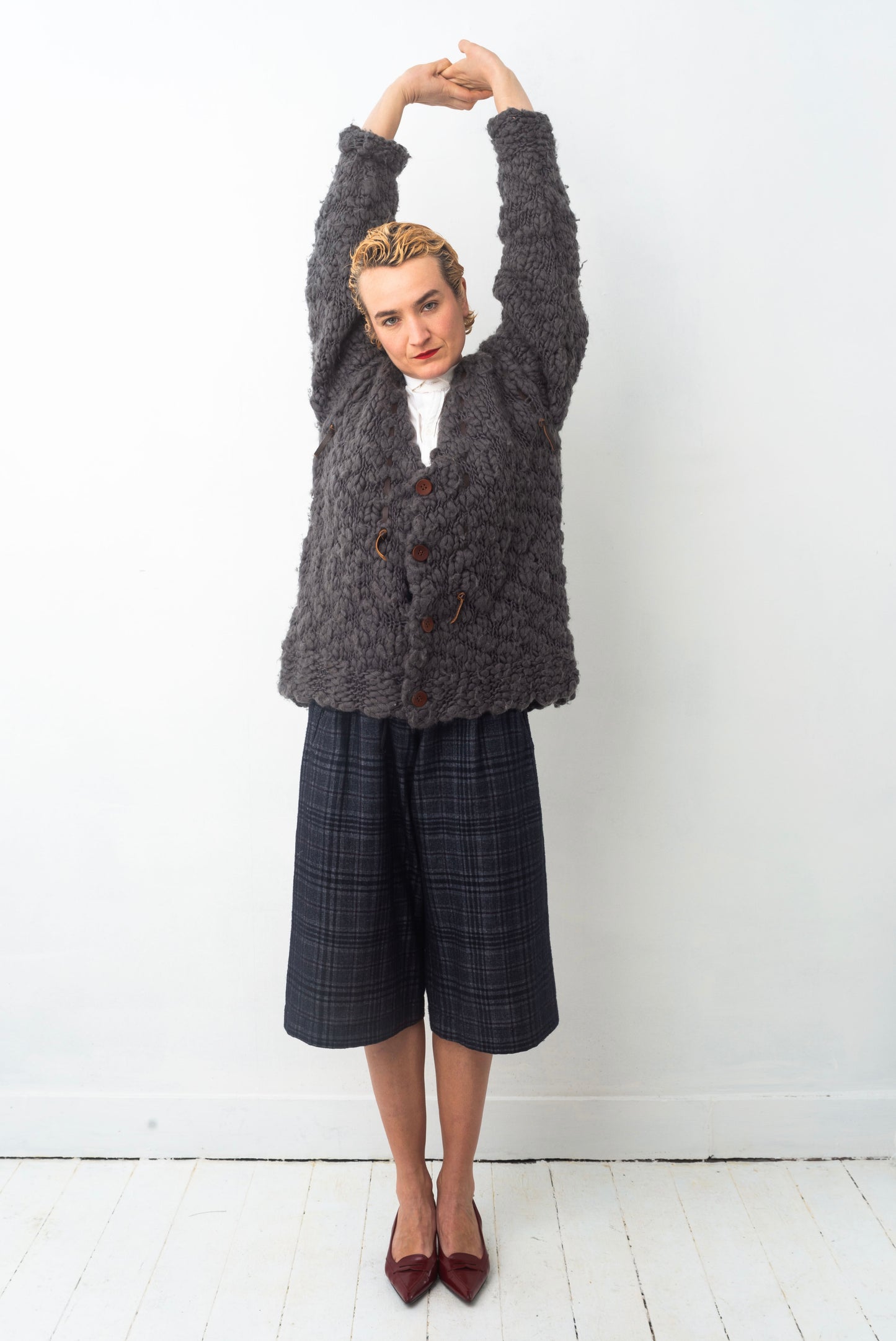 Issey Miyake FW 1994 Men’s chunky knit grey sweater with leather string detail