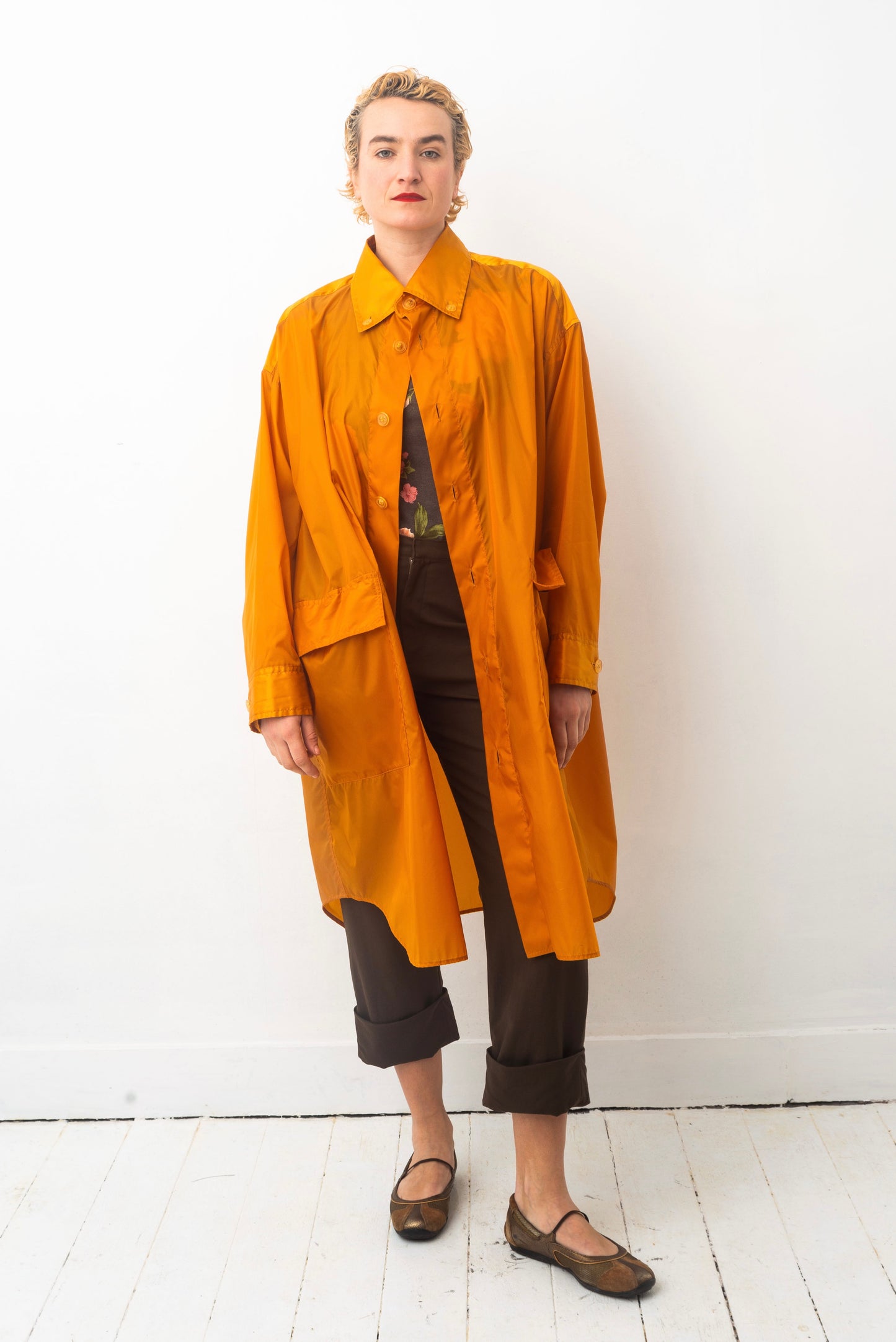 Issey Miyake Windcoat in orange nylon from the 90’s