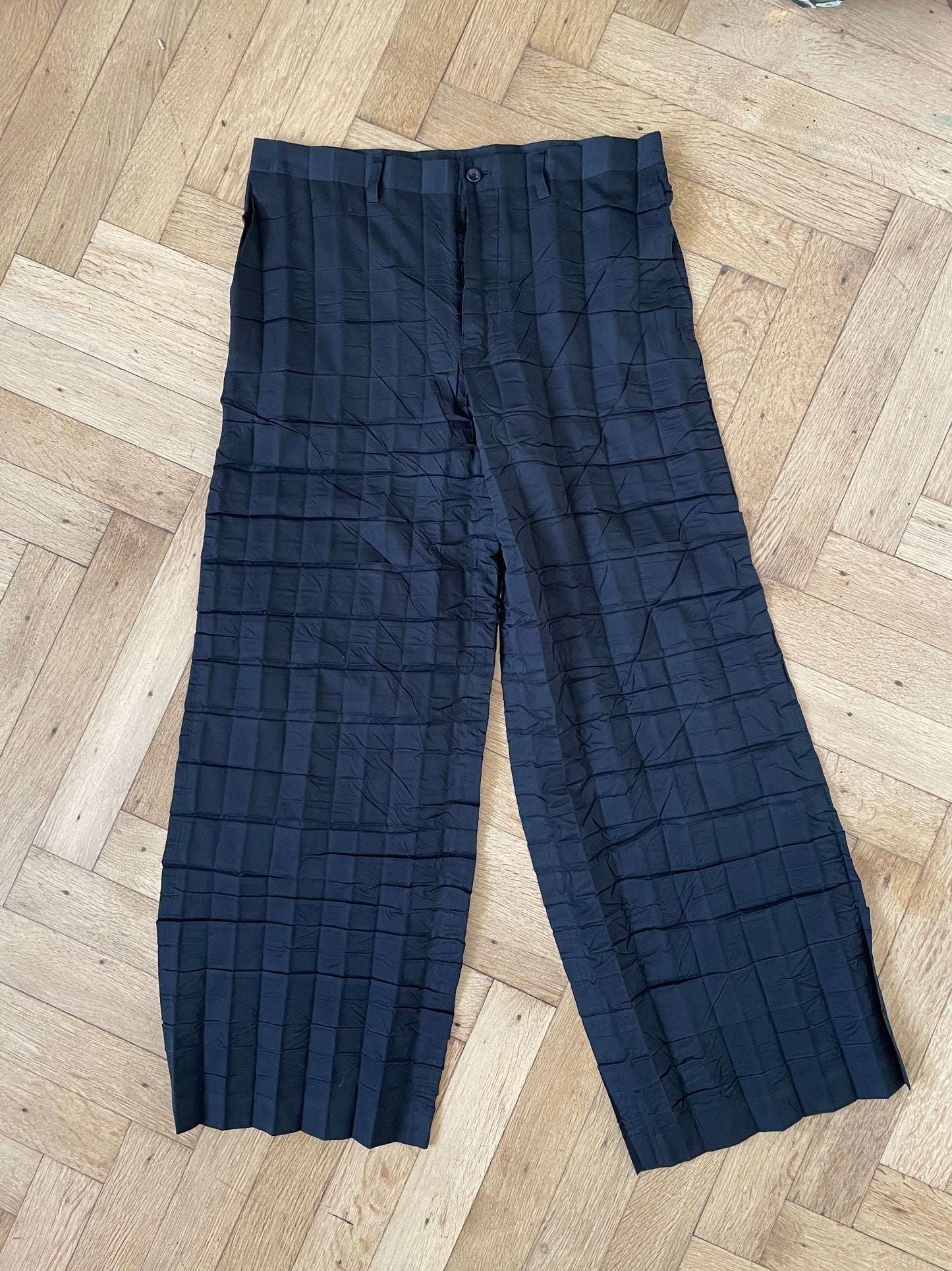 Issey Miyake 90’s pleated black wide trousers