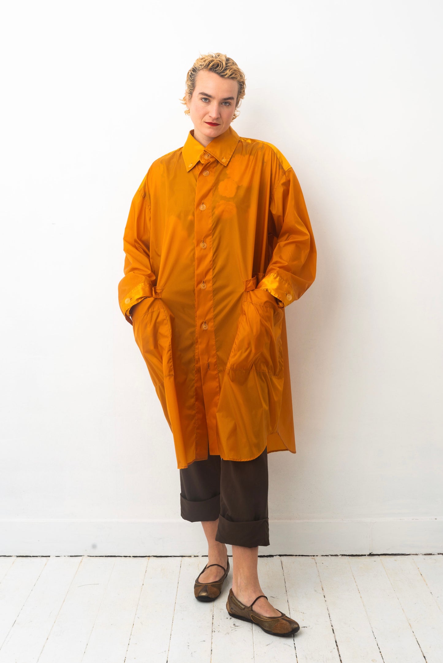 Issey Miyake Windcoat in orange nylon from the 90’s