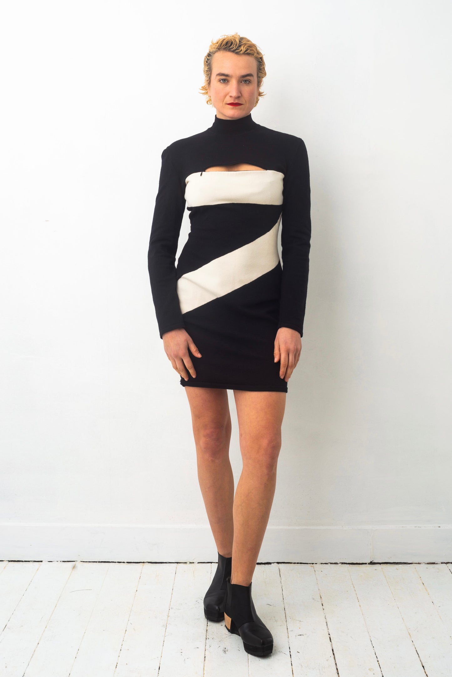 Thierry Mugler 90’s wool knit black and white bodycon dress with zipper chest opening