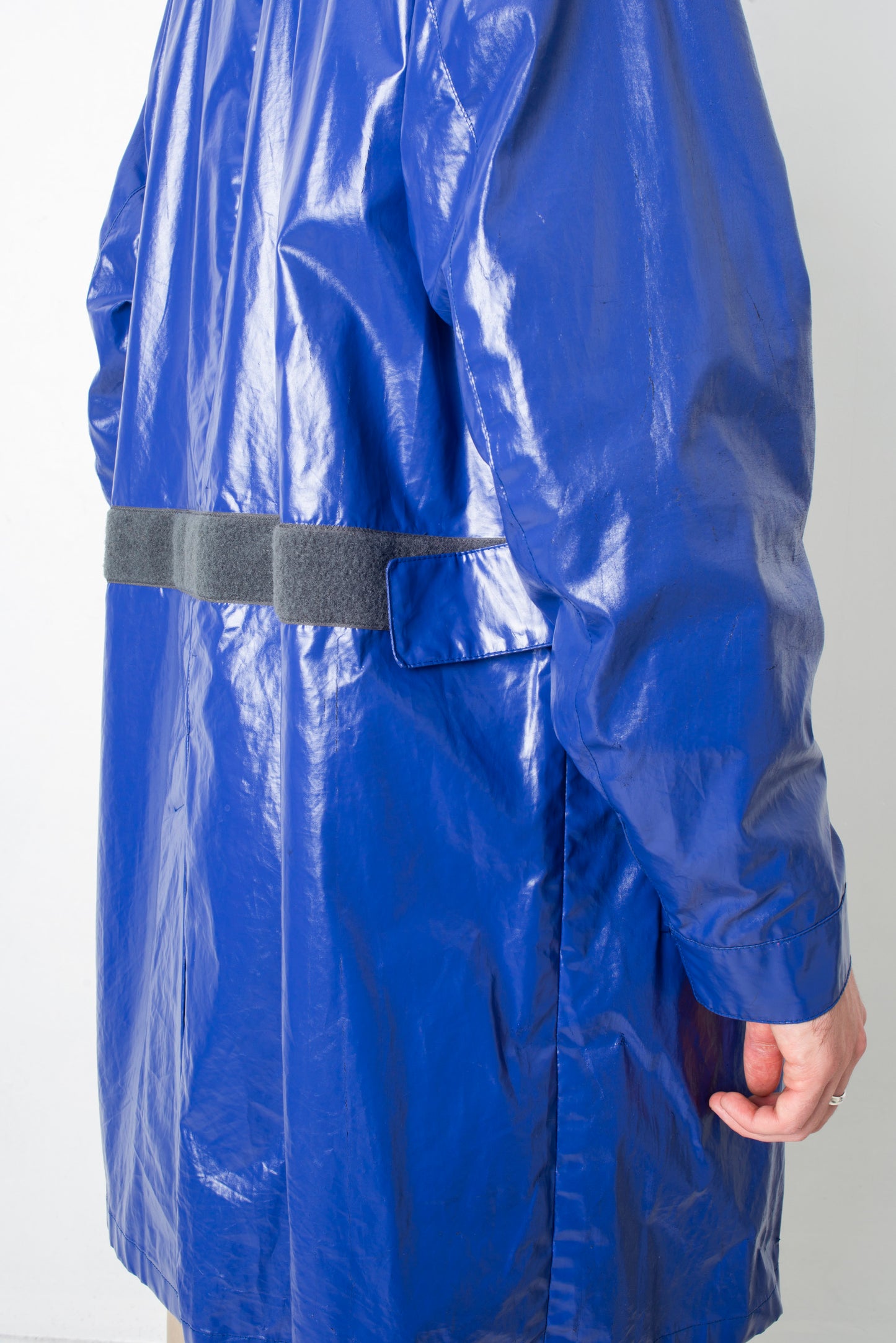 Prada Linea Rossa 2000´s electric blue nylon rain jacket with Velcro closure