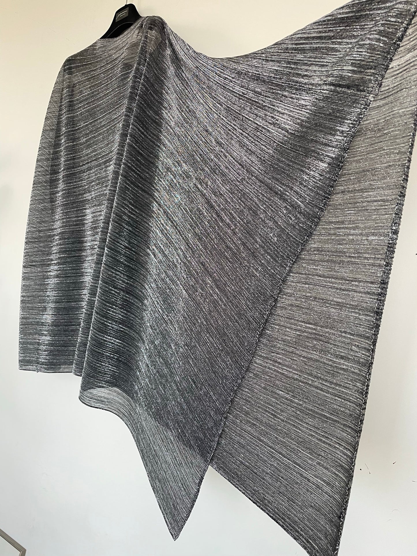 Issey Miyake 2000's pleats please silver poncho