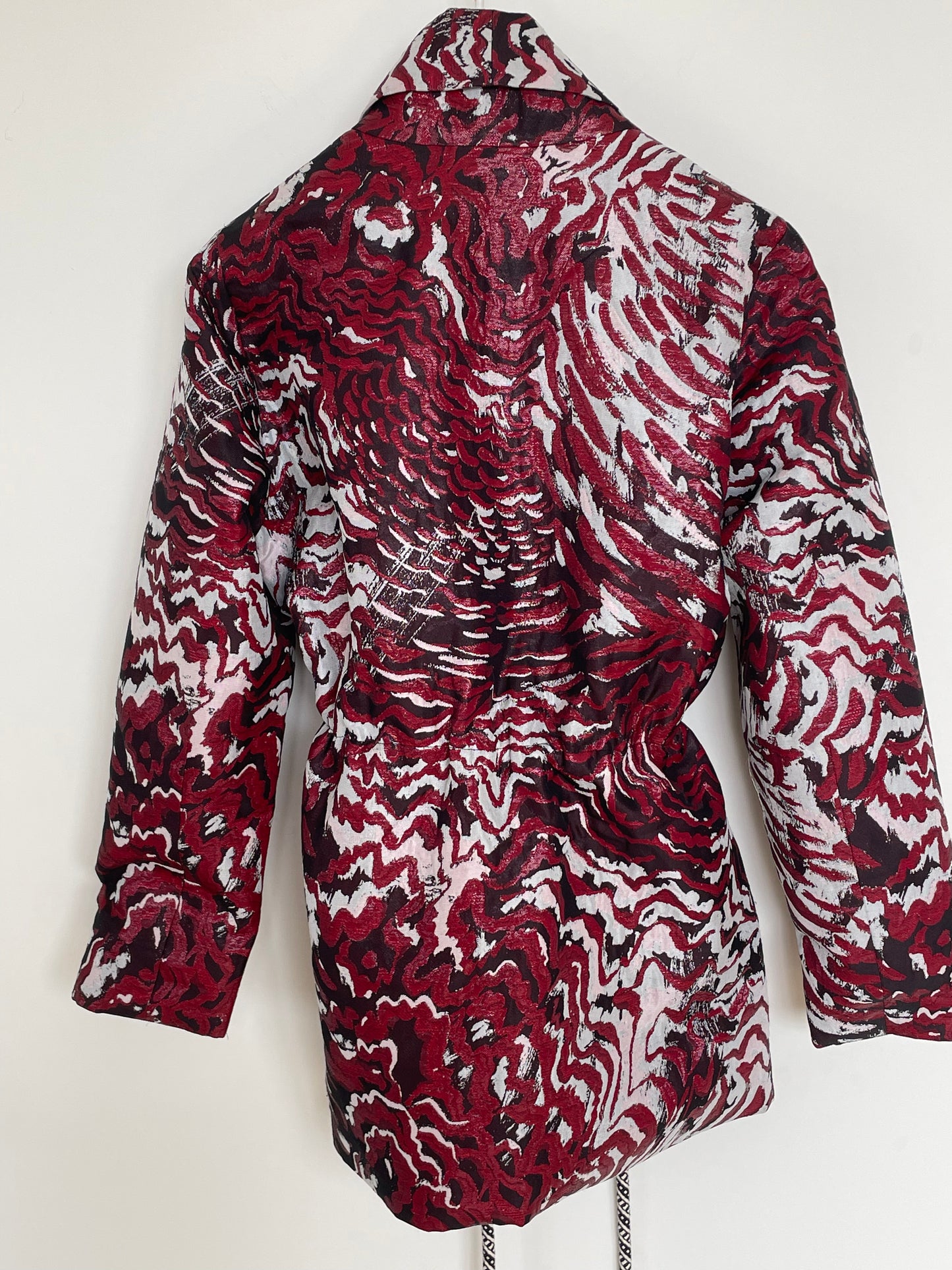 Jean-Paul Lespagnard red, black and white lurex jacket with wavy pattern and rope belt