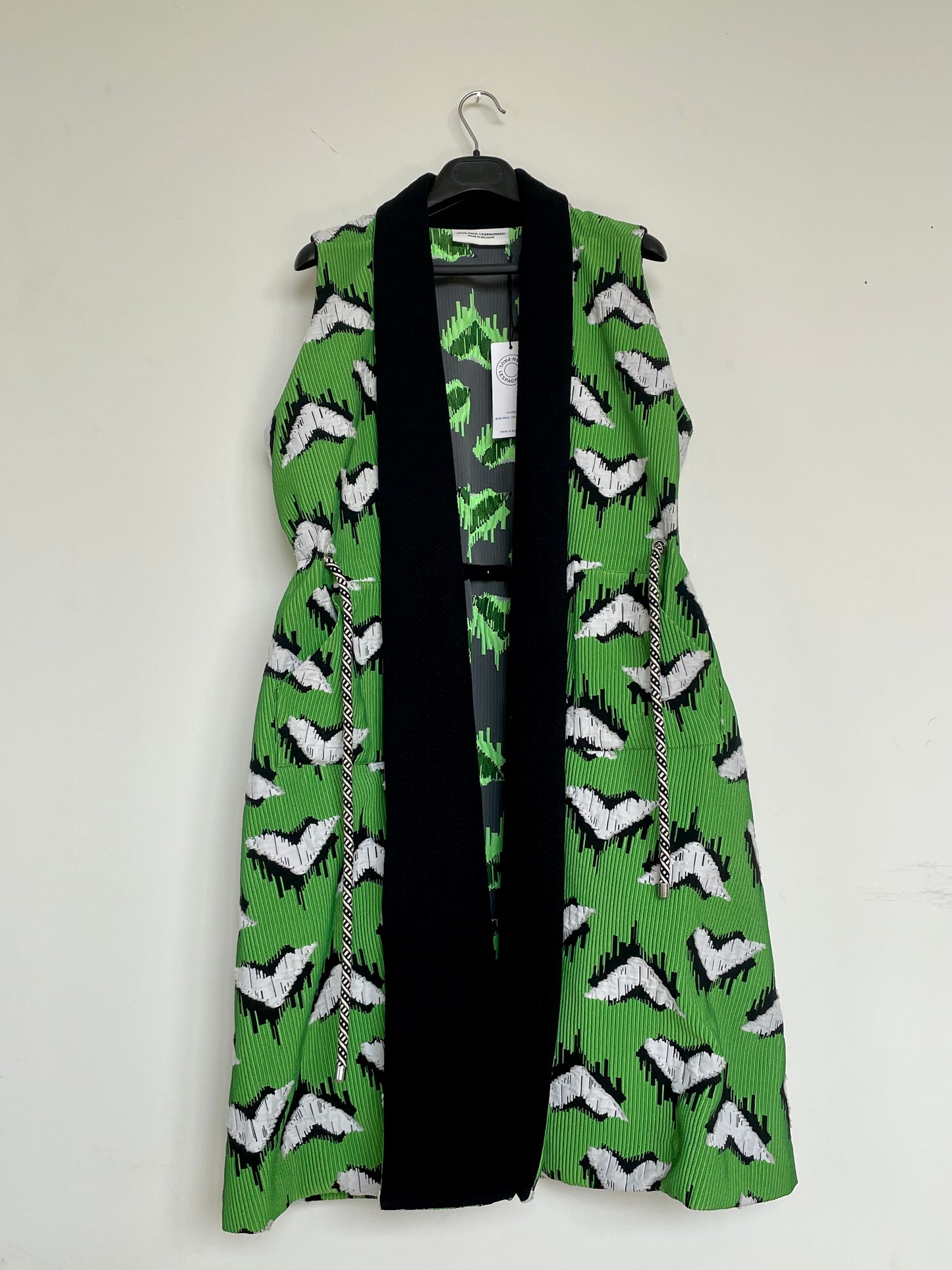 Jean-Paul Lespagnard green, white and black graphic "wheel traces" jacquard waist coat