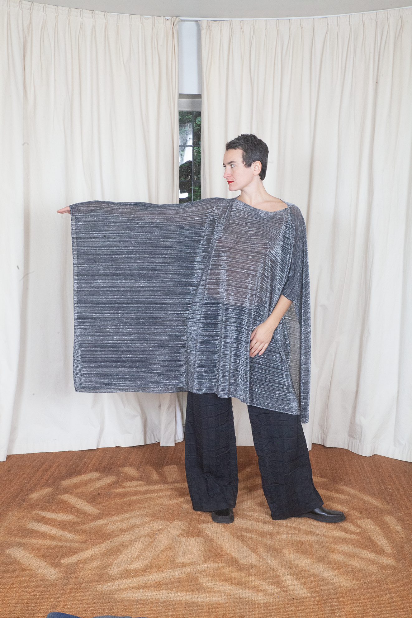 Issey Miyake 2000's pleats please silver poncho