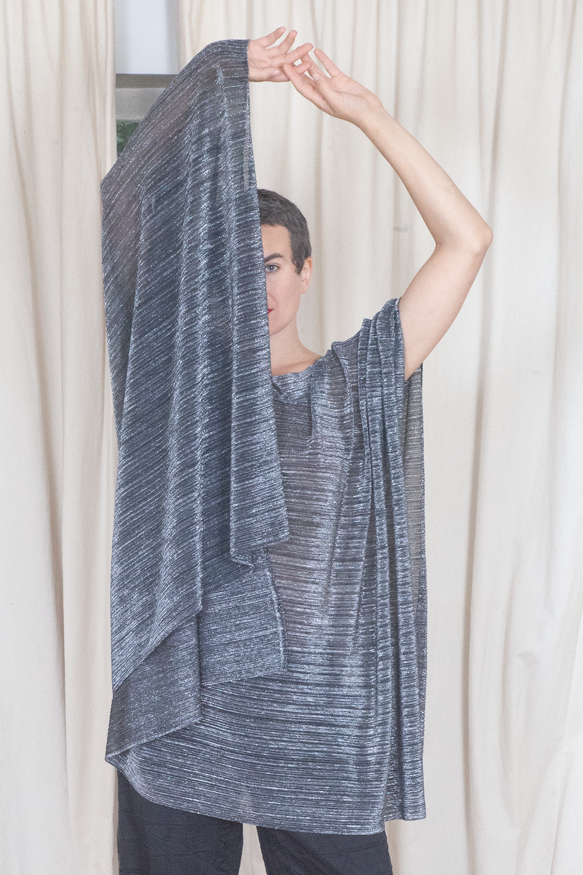 Issey Miyake 2000's pleats please silver poncho