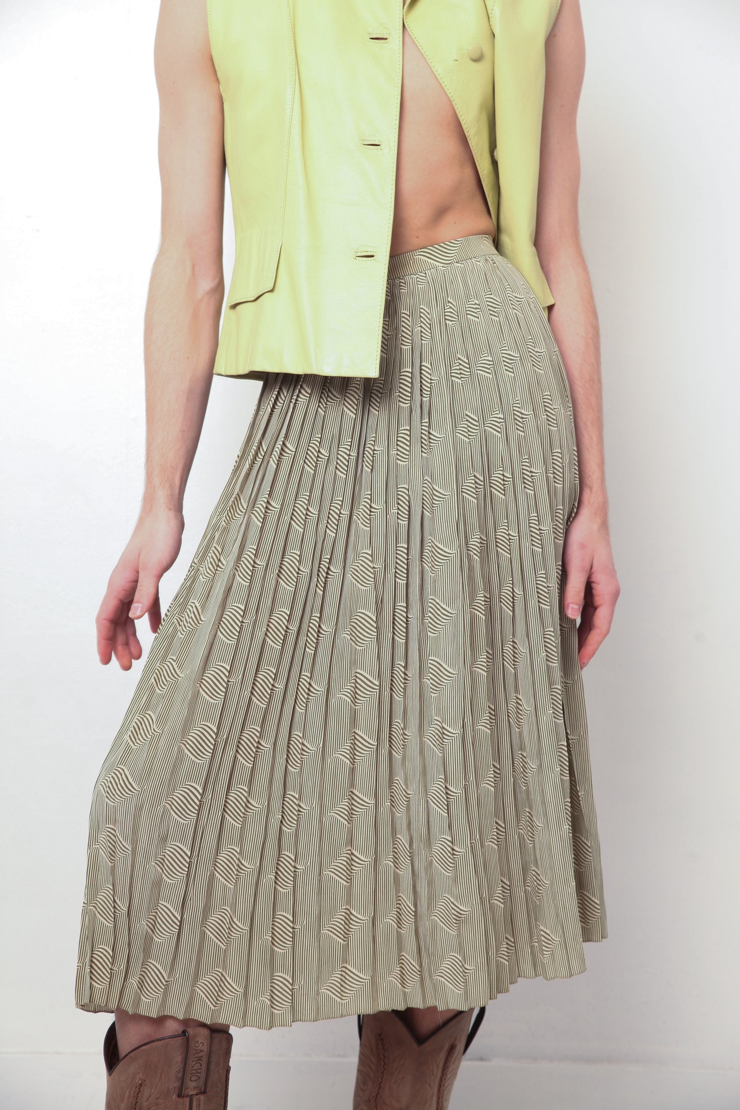 Pierre Cardin 1970's green pleated graphic print skirt