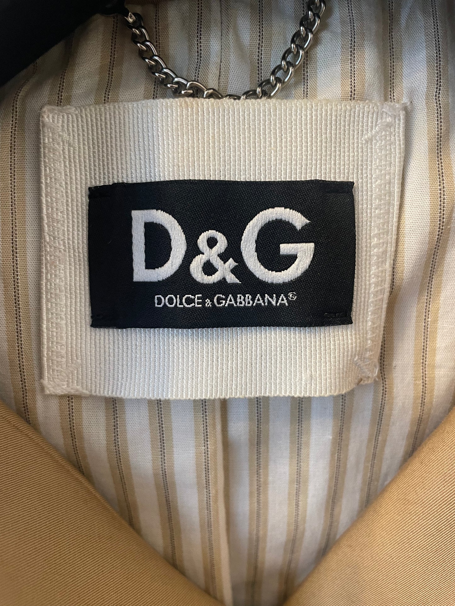 D&G 2000's beige cropped trenchcoat jacket