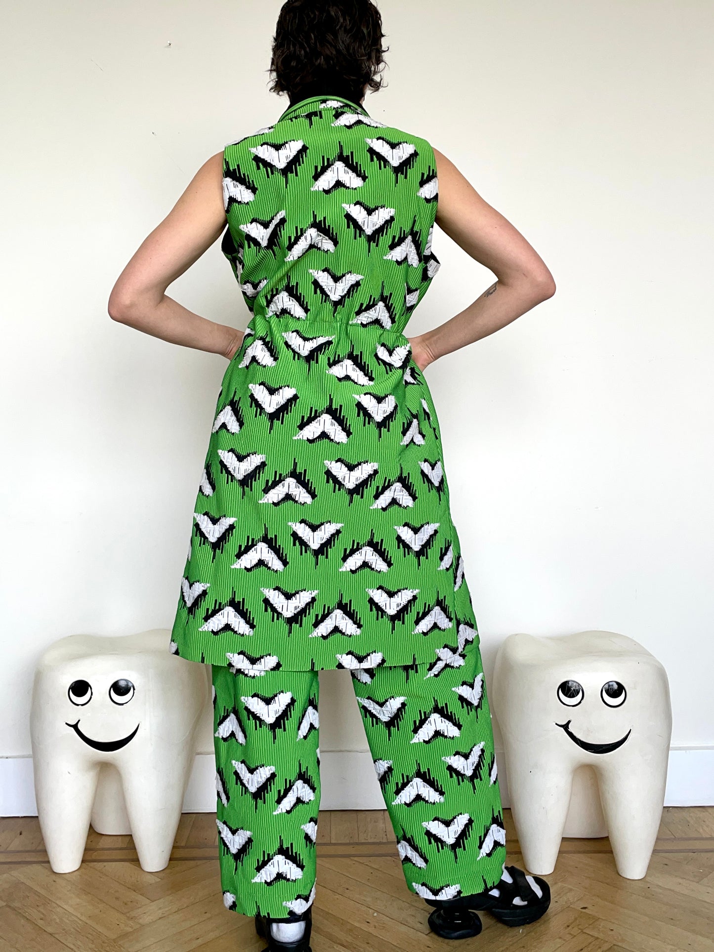 Jean-Paul Lespagnard green, white and black graphic "wheel traces" jacquard waist coat