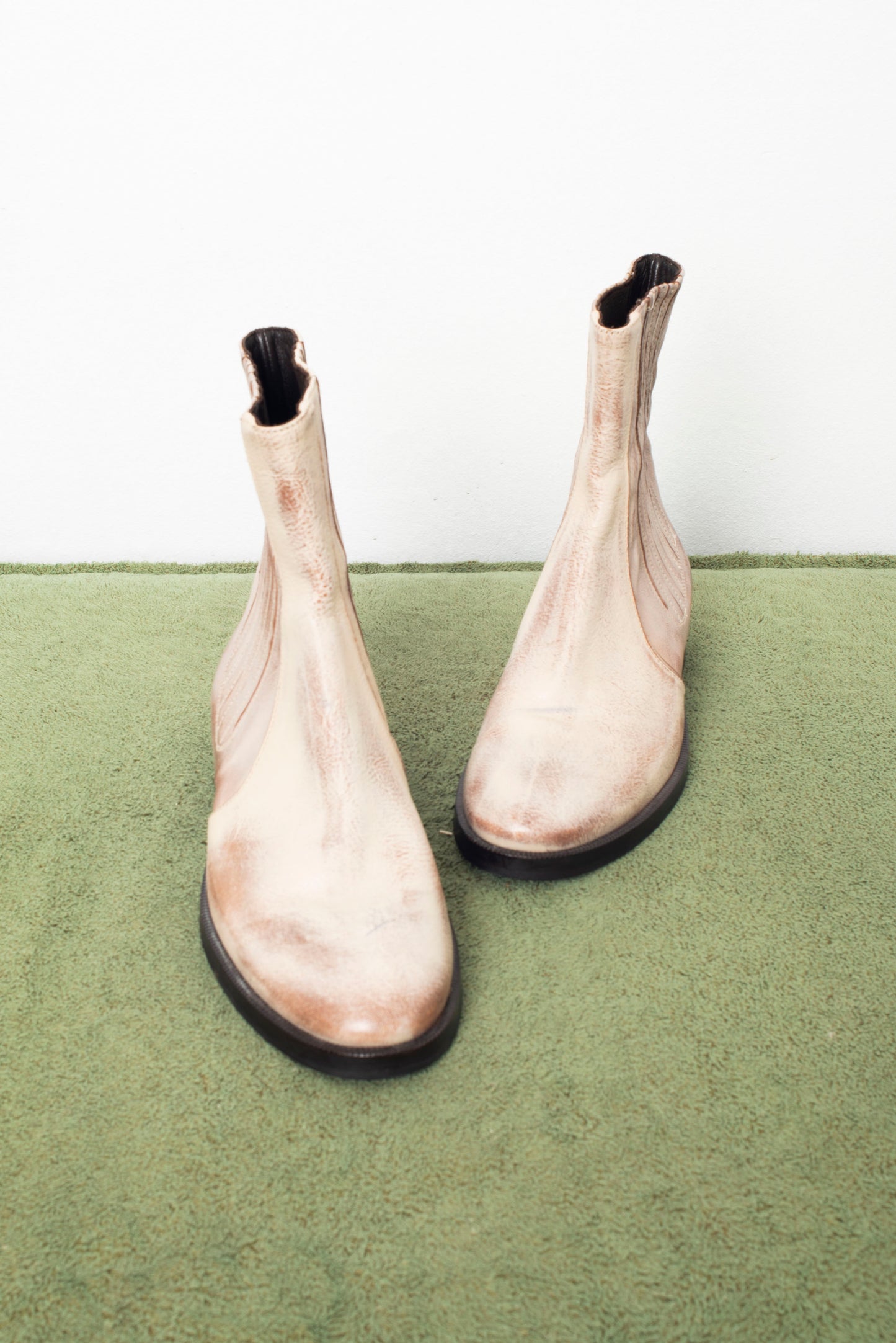Jil Sander beige Chelsea boots with patina effect size 36