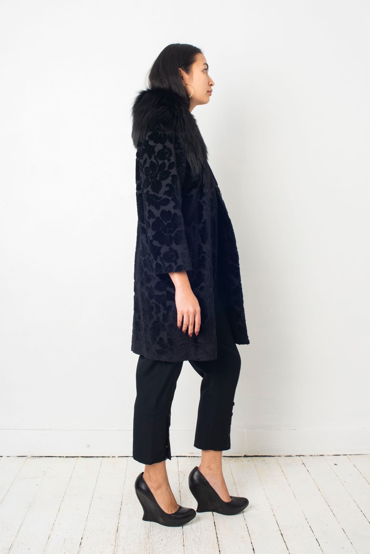 Dolce & Gabbana 2010's black velvet coat with dévoré floral print & fox fur collar