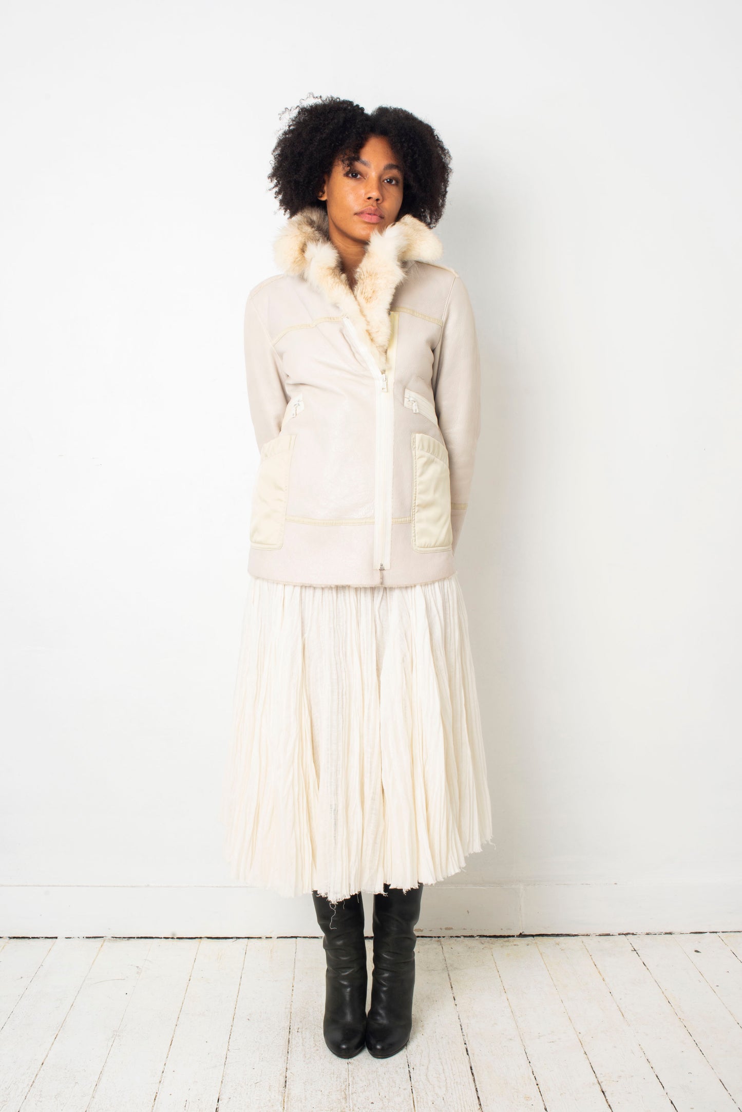 Céline 2010's white pleated linen skirt with wide waistband