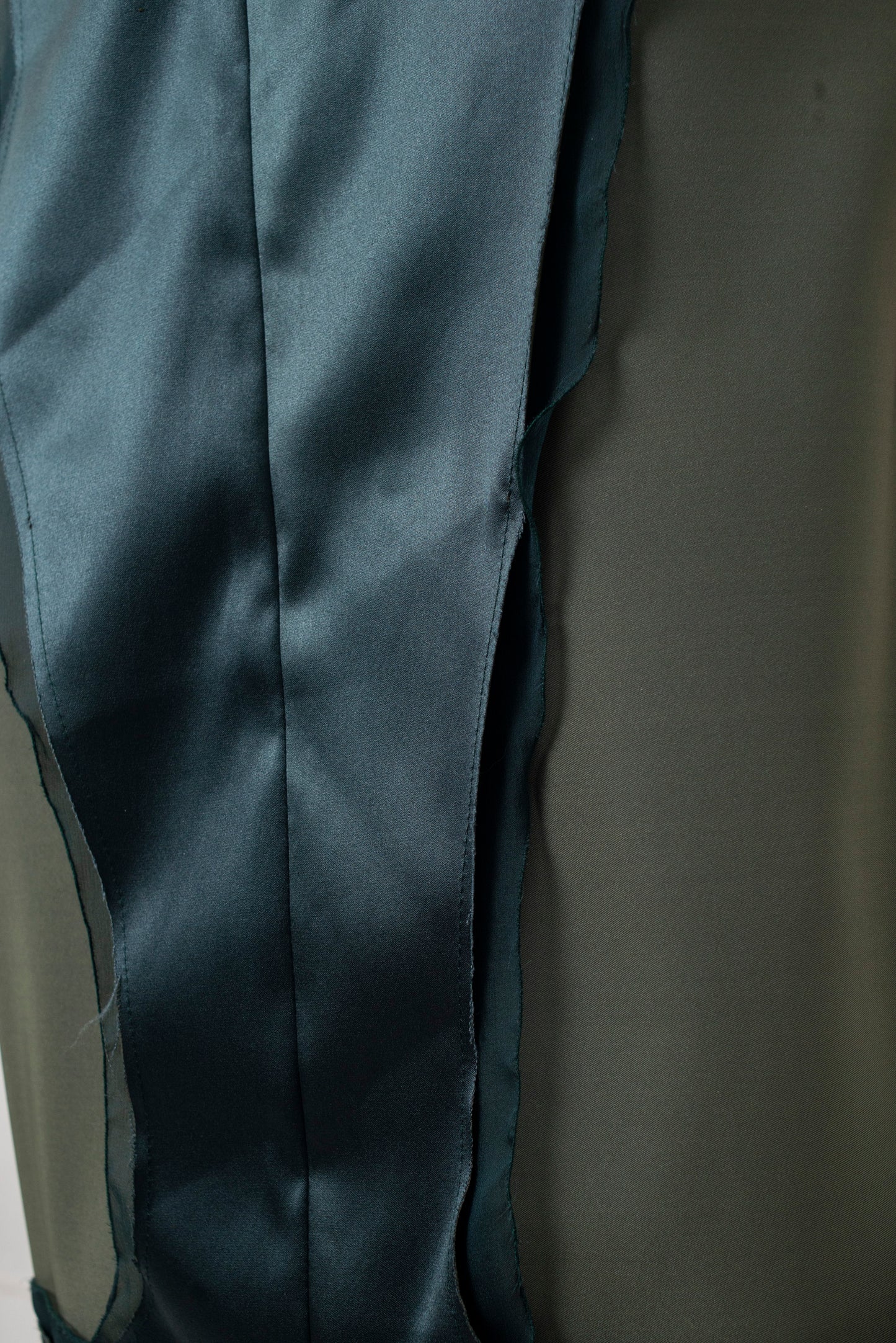 Stella McCartney 2000's green silk midi pencil skirt