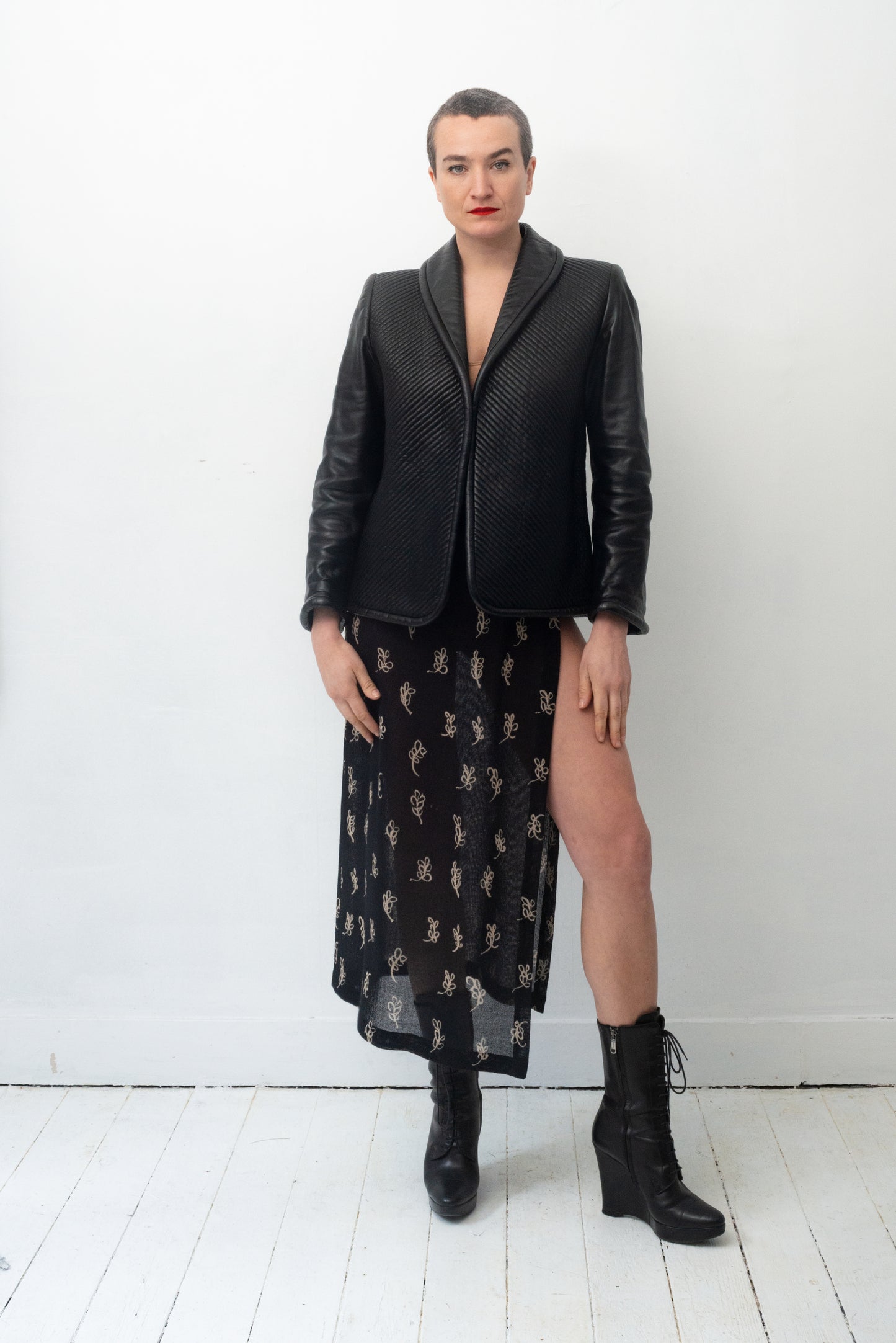 Gucci 80's sculptural quilted leather black jacket with piping trims
