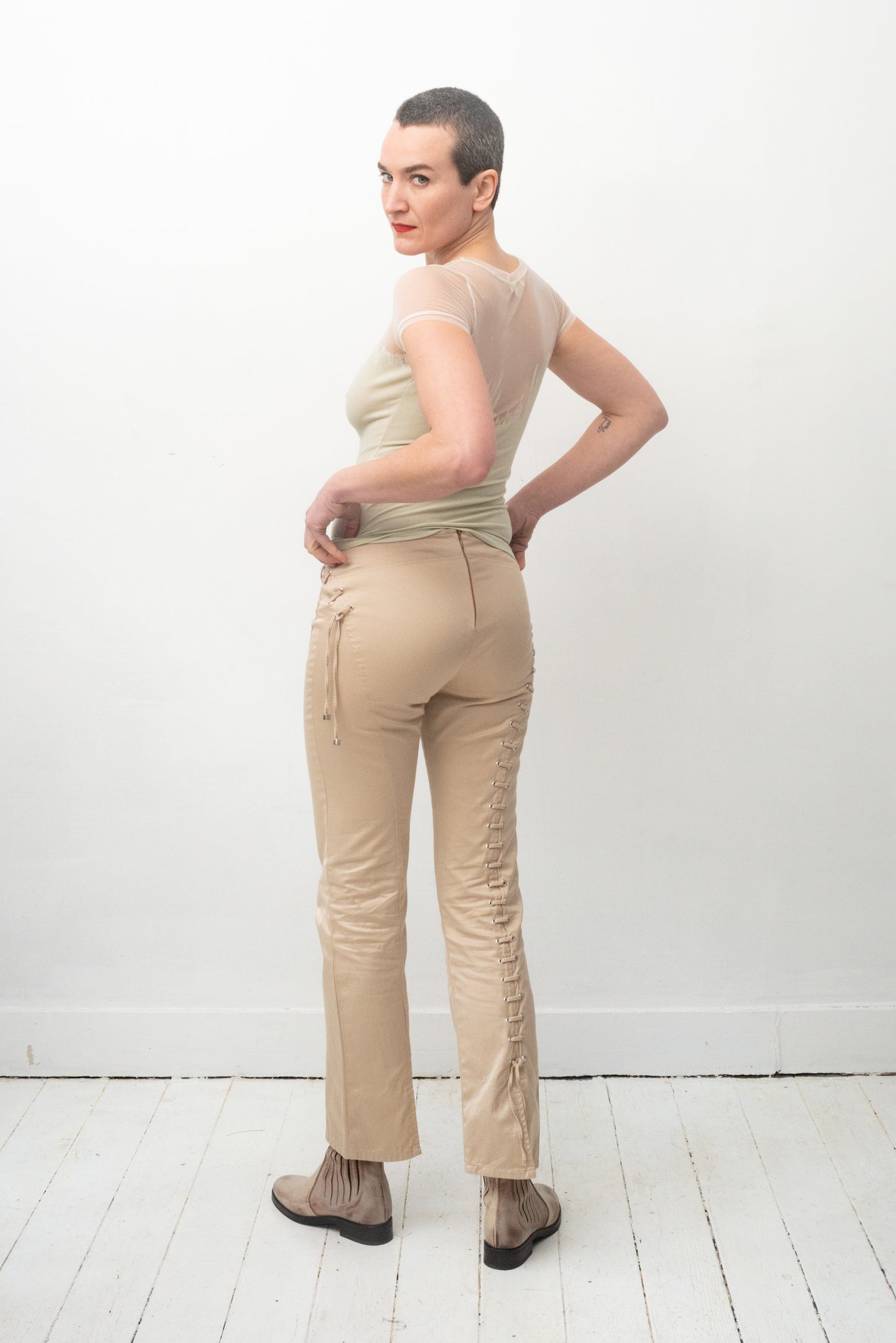 Gianfranco Ferre 90's beige laced up trousers