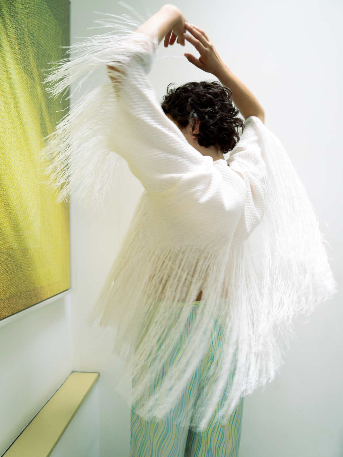 Maison Rabih Kayrouz 2000's fringe raffia-like asymmetric white knit top