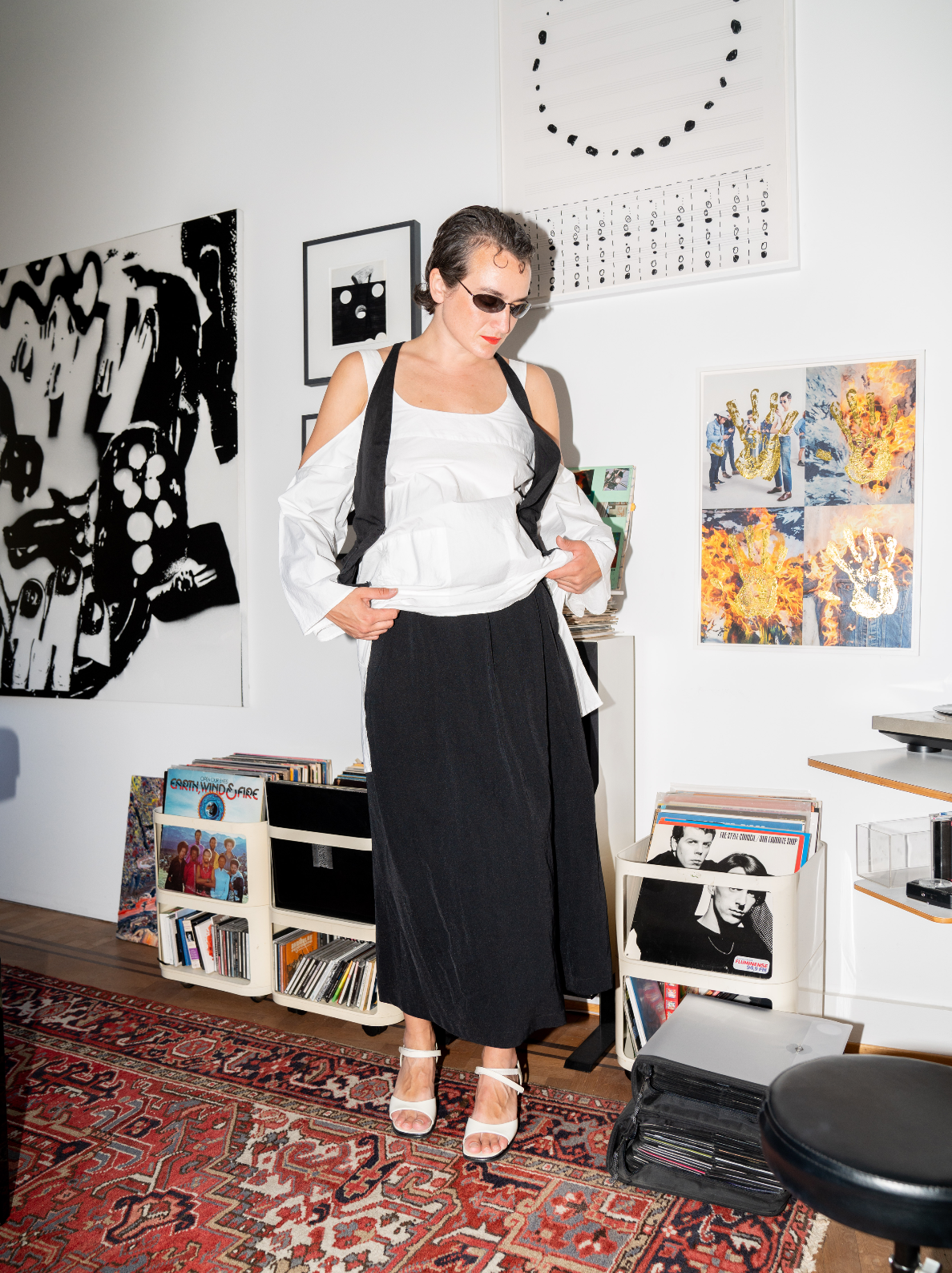Ter et Bantine 2000's wide white tunic with bare shoulders and long sleeves