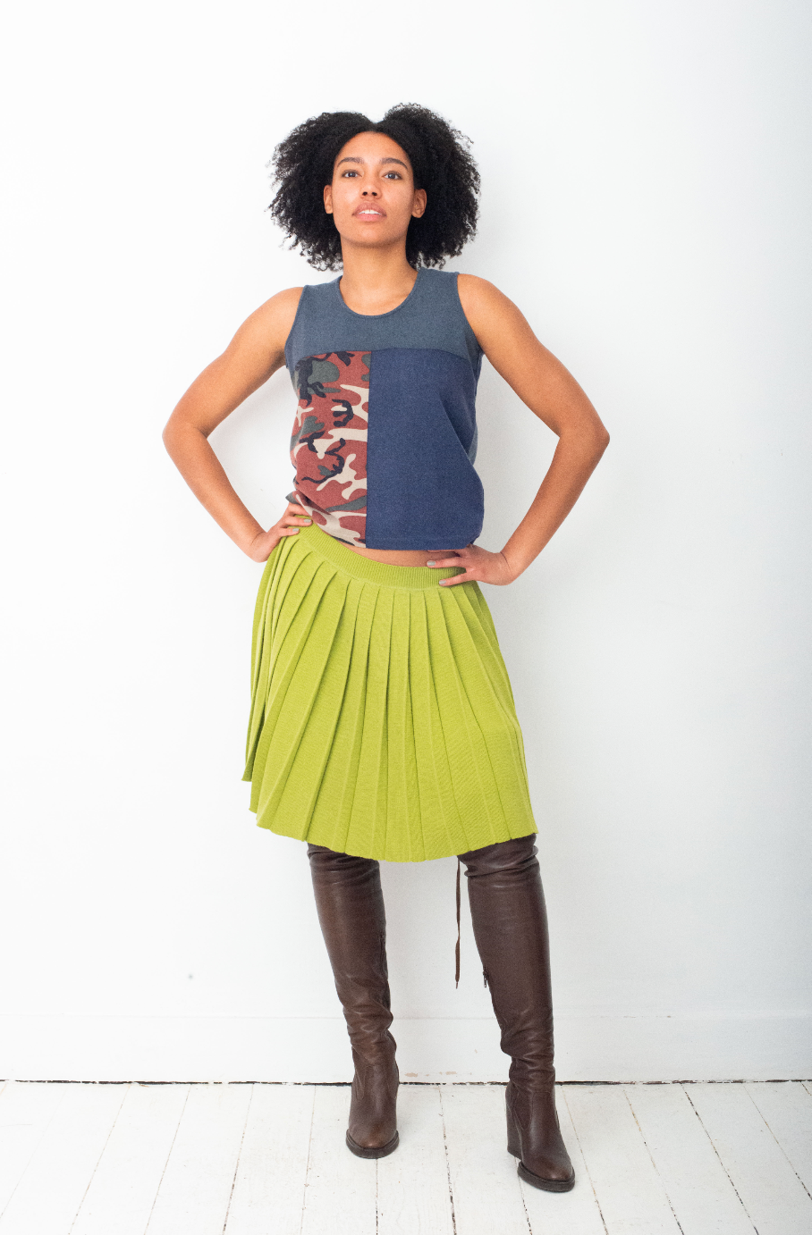 Lime green pleated skirt online
