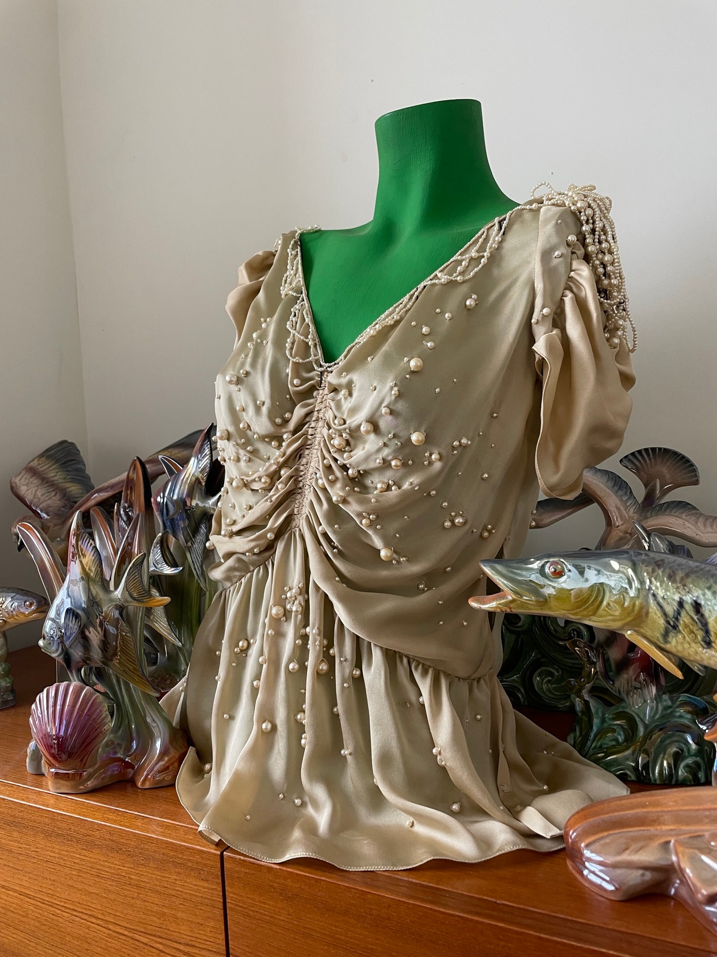 Chloé 2001 FW runway Pearl top
