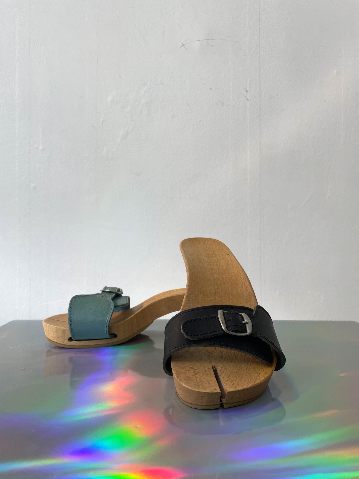 MM6 2005's wooden tabi sandals with interchangeable leather colored straps size 39