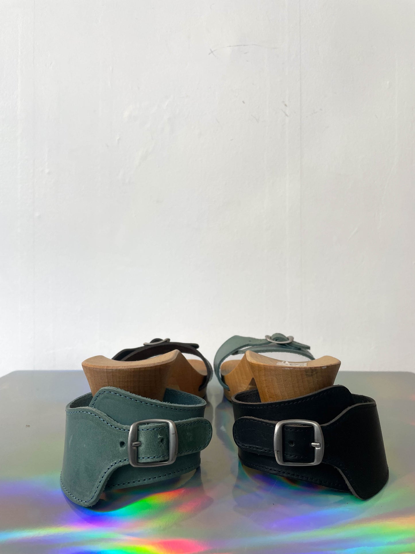 MM6 2005's wooden tabi sandals with interchangeable leather colored straps size 39
