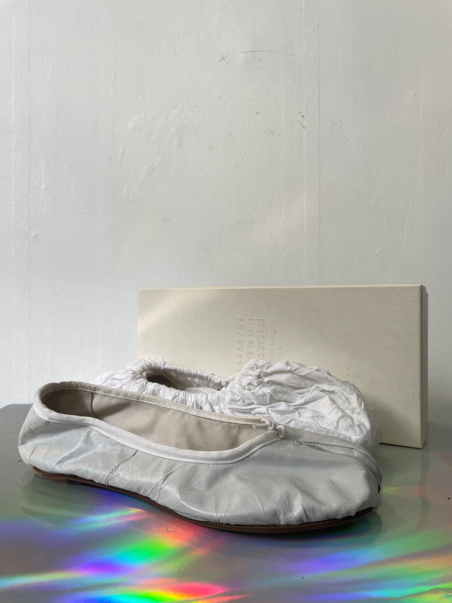 Maison Margiela 2000's paper effect leather ballerina tabis size 39
