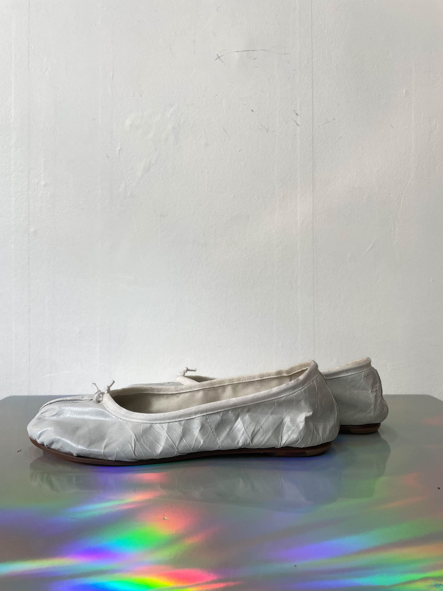 Maison Margiela 2000's paper effect leather ballerina tabis size 39