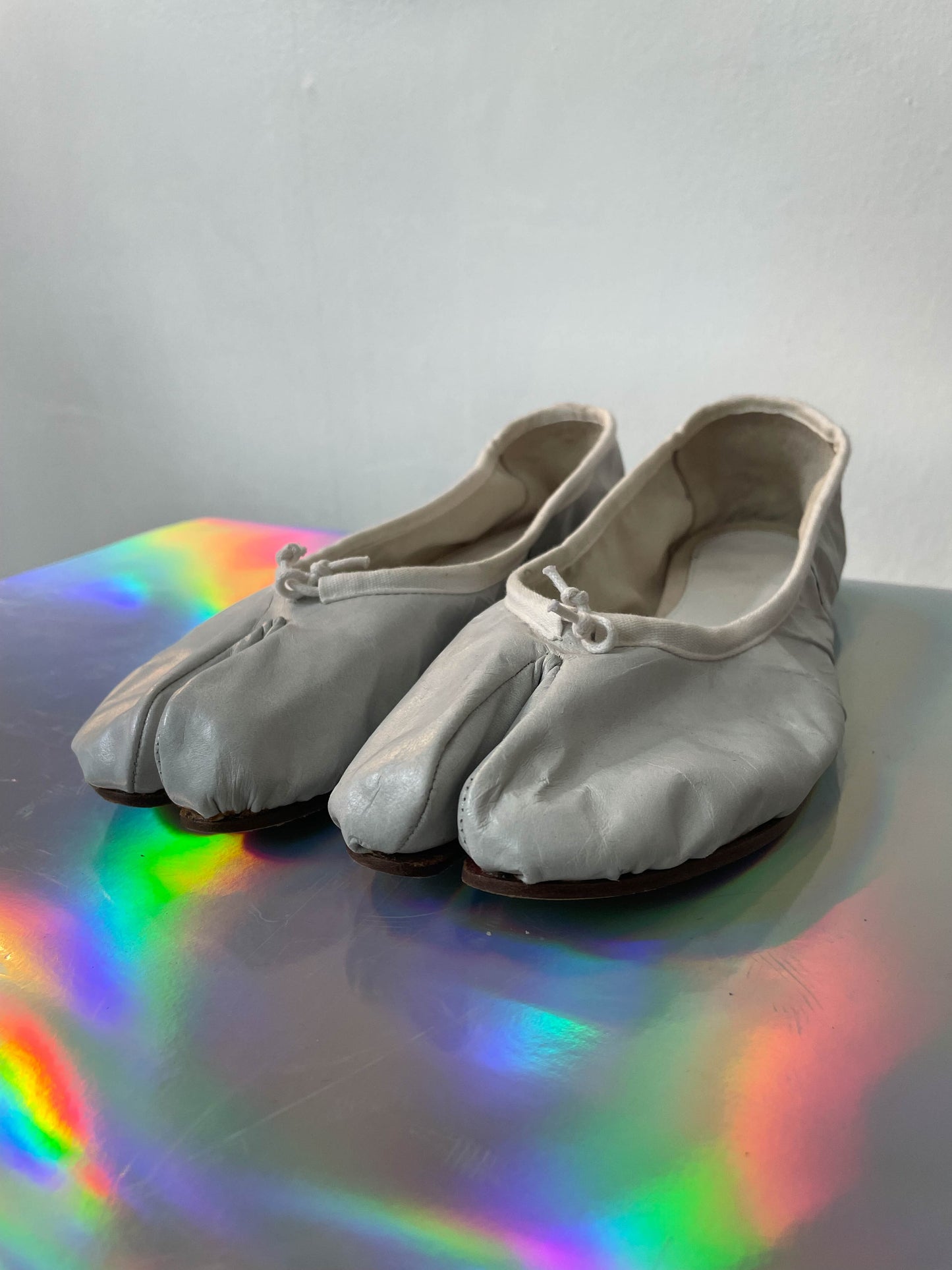 Maison Margiela 2000's paper effect leather ballerina tabis size 39