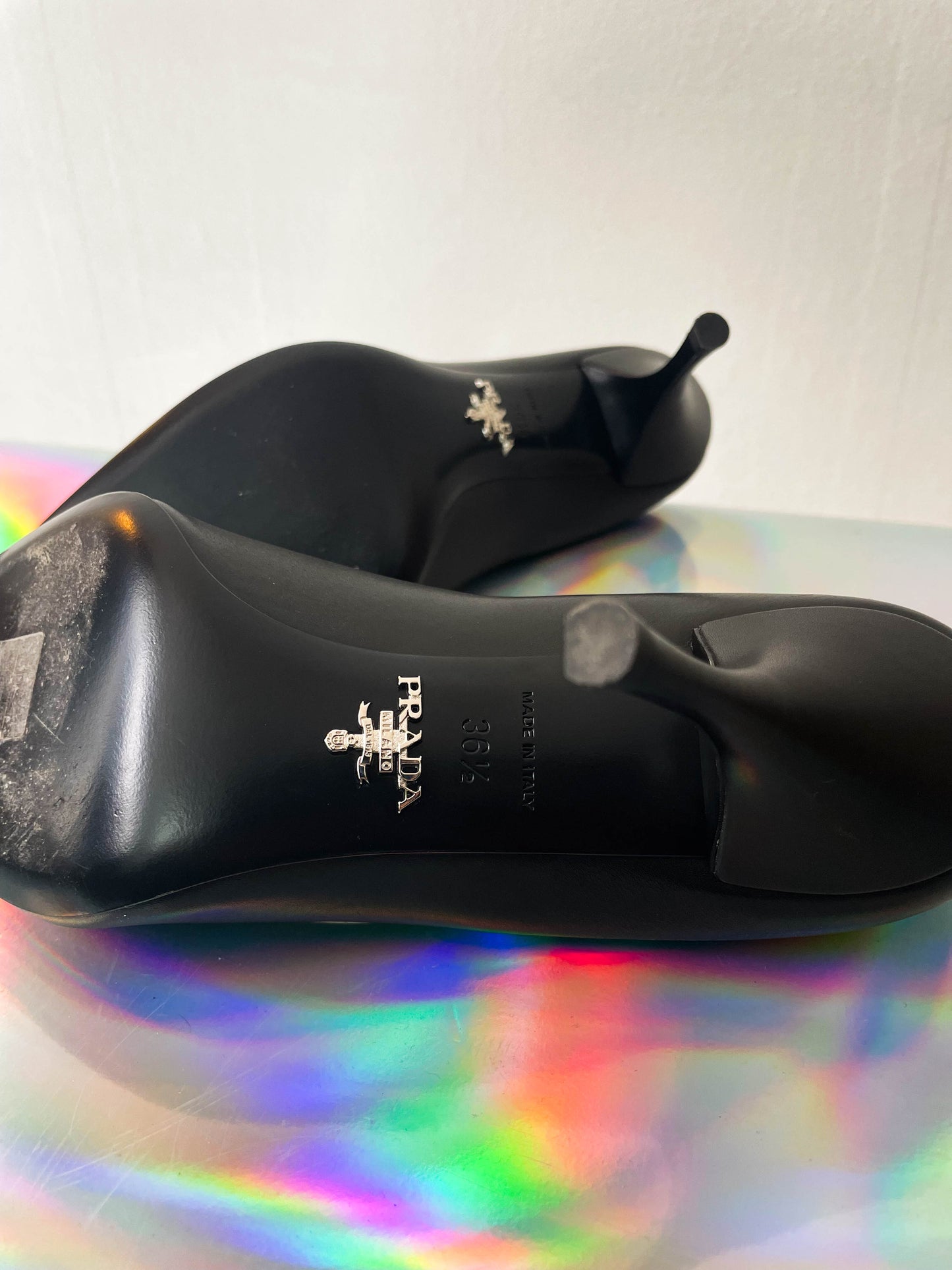 Prada 2020's black leather heels with pointy toe size 36,5