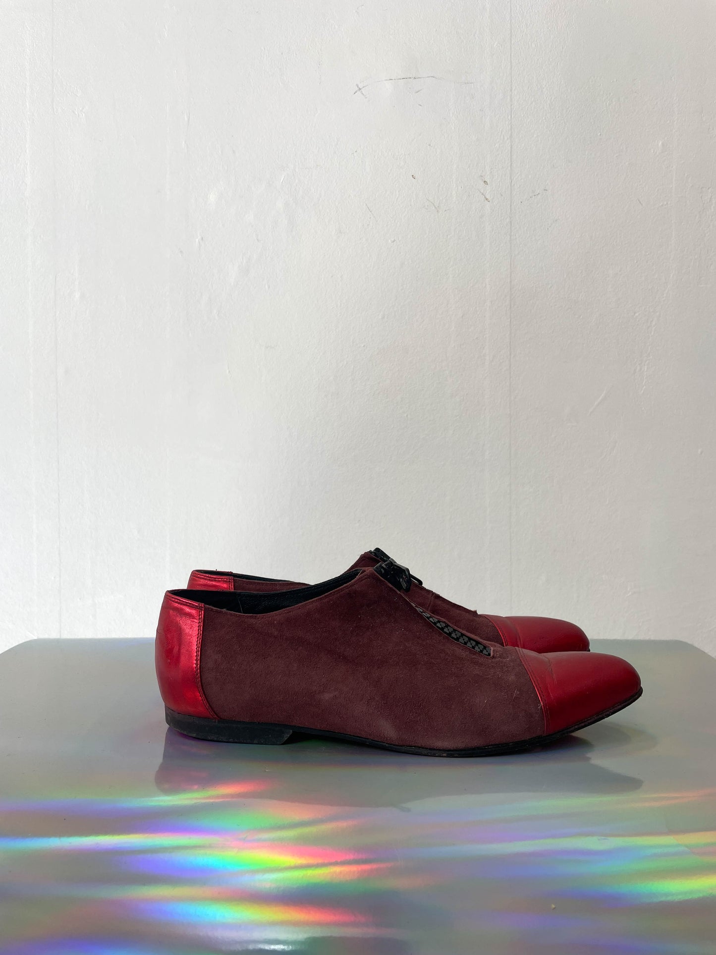 Ozbek 90's two-toned red suede loafers with zipper size 37