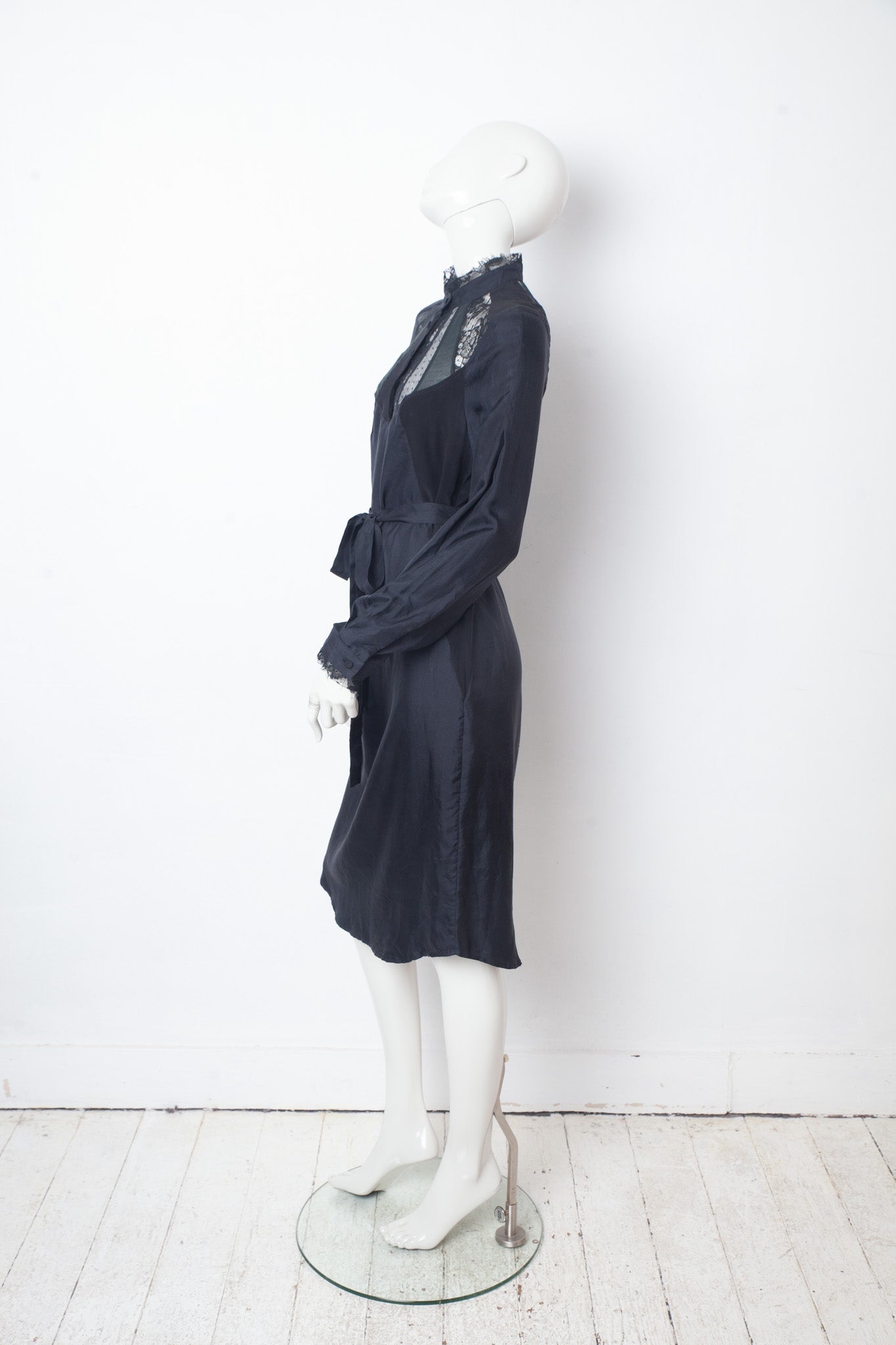 Veronique Branquinho FW 2006/2007 black silk and lace dress