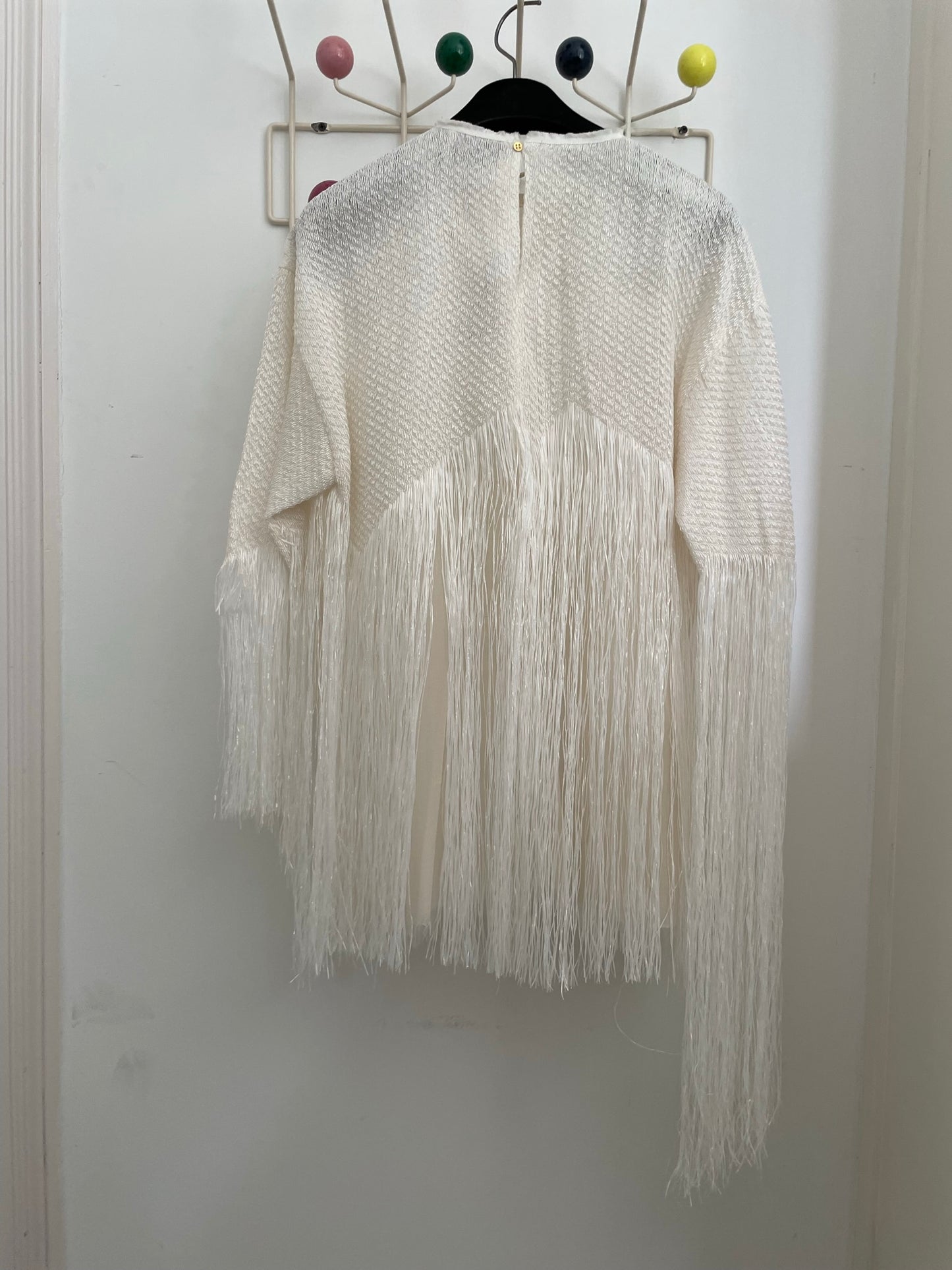 Maison Rabih Kayrouz  2000's fringe raffia-like asymmetric white knit top