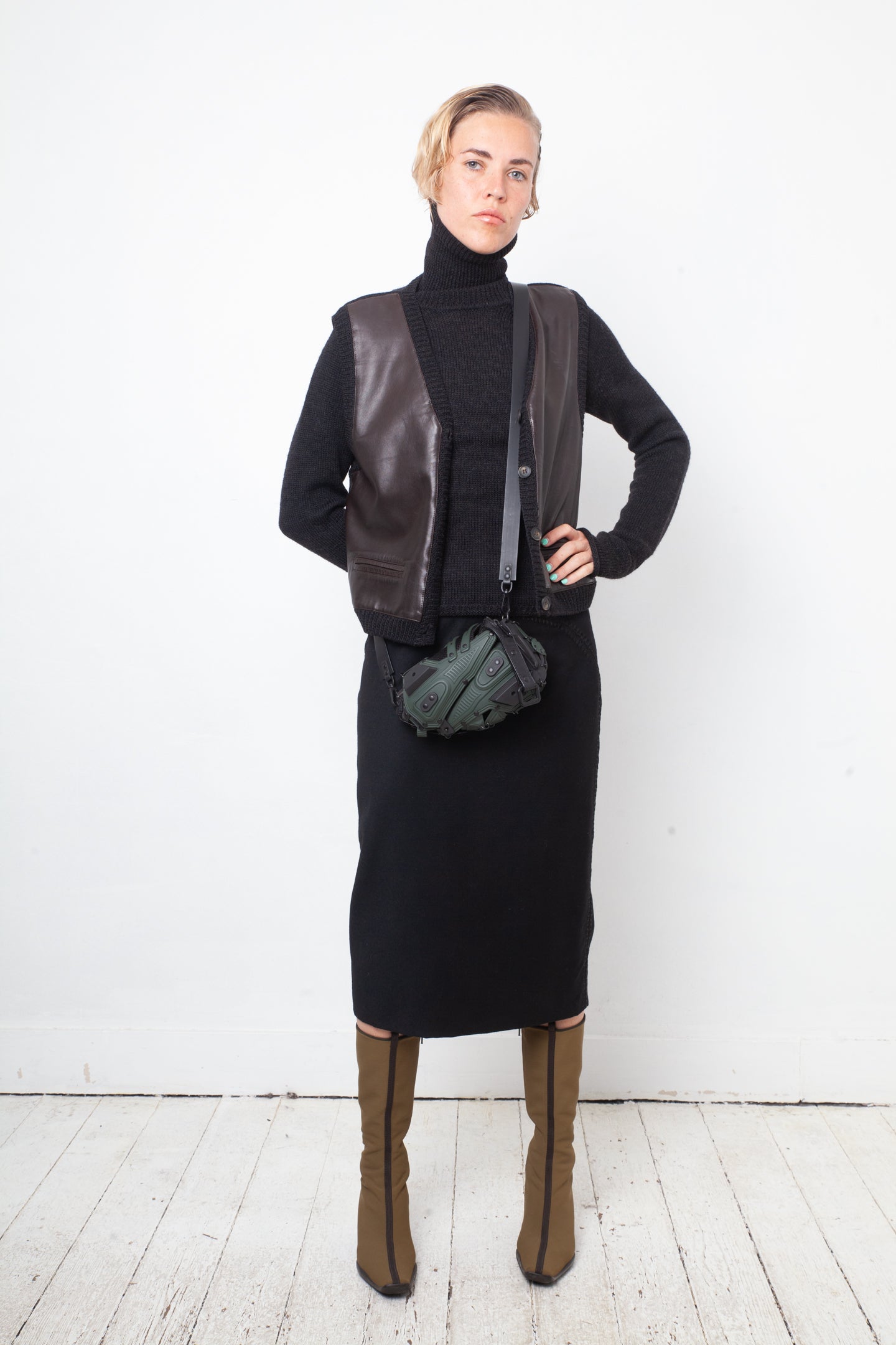 DKNY 90's wool and leather twinset (turtleneck & gilet)