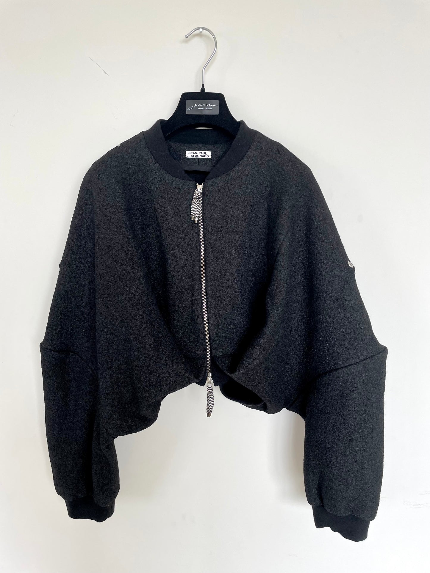 Jean-Paul Lespagnard Cropped transformable black knit bomber jacket with "asphalt" coating