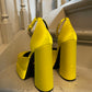 Versace FW 2021 full runway look 36 : yellow dress , Medusa Aevitas heels and stockings