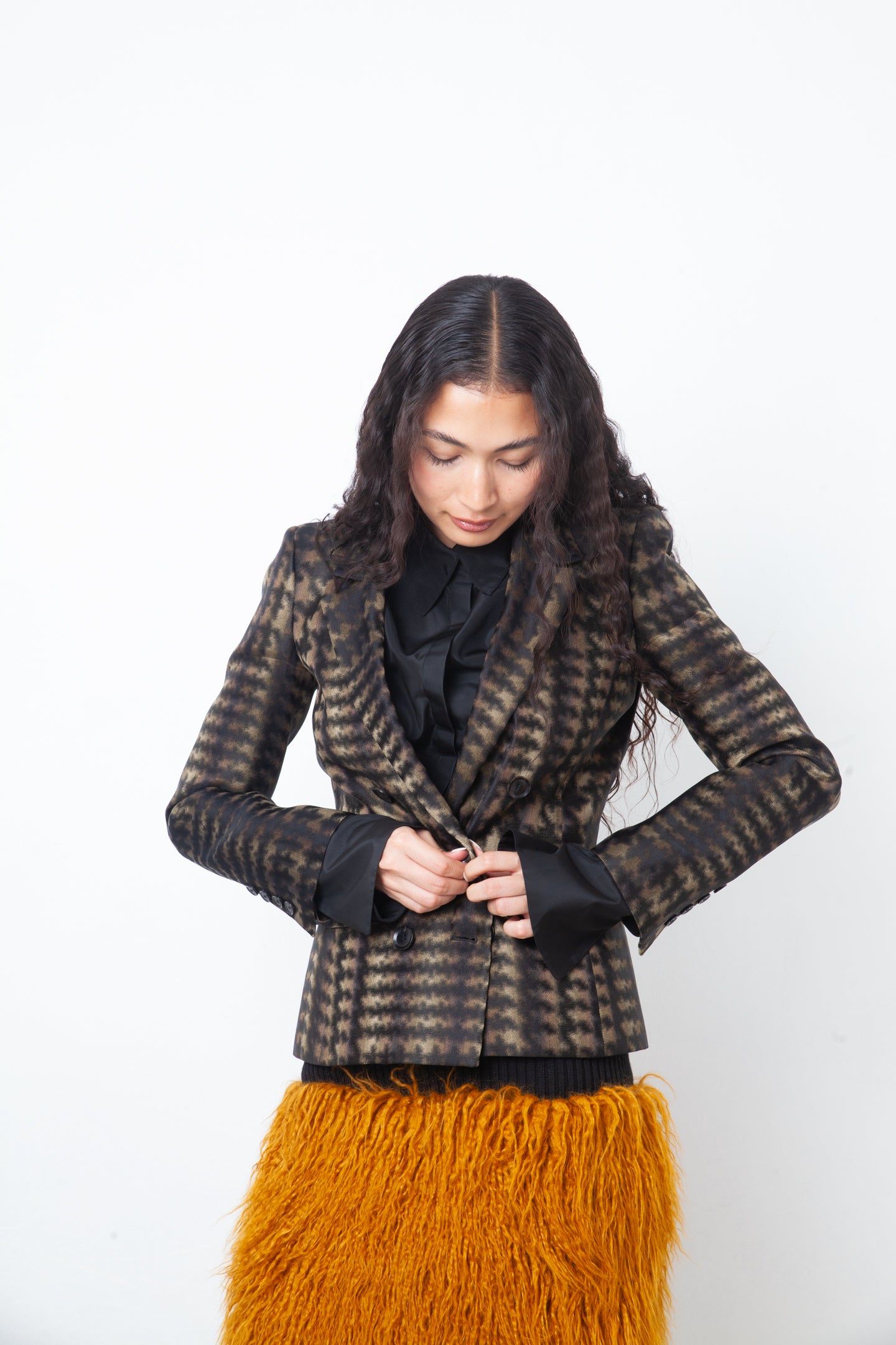 Gucci Fall 2013 silk iridescent houndstooth khaki blazer