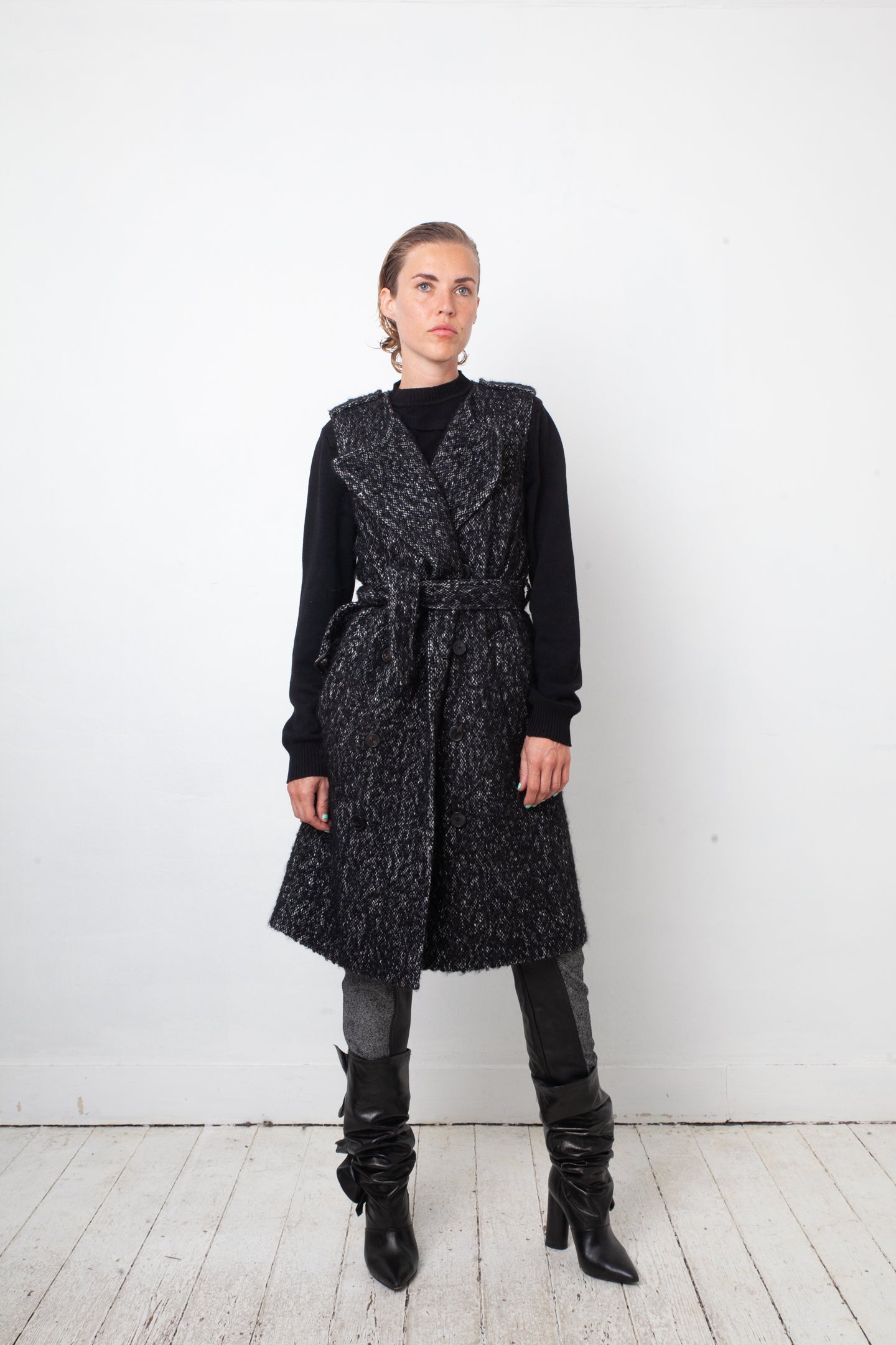 Dries van Noten 2010's sleeveless wool bouclé grey coat with belt