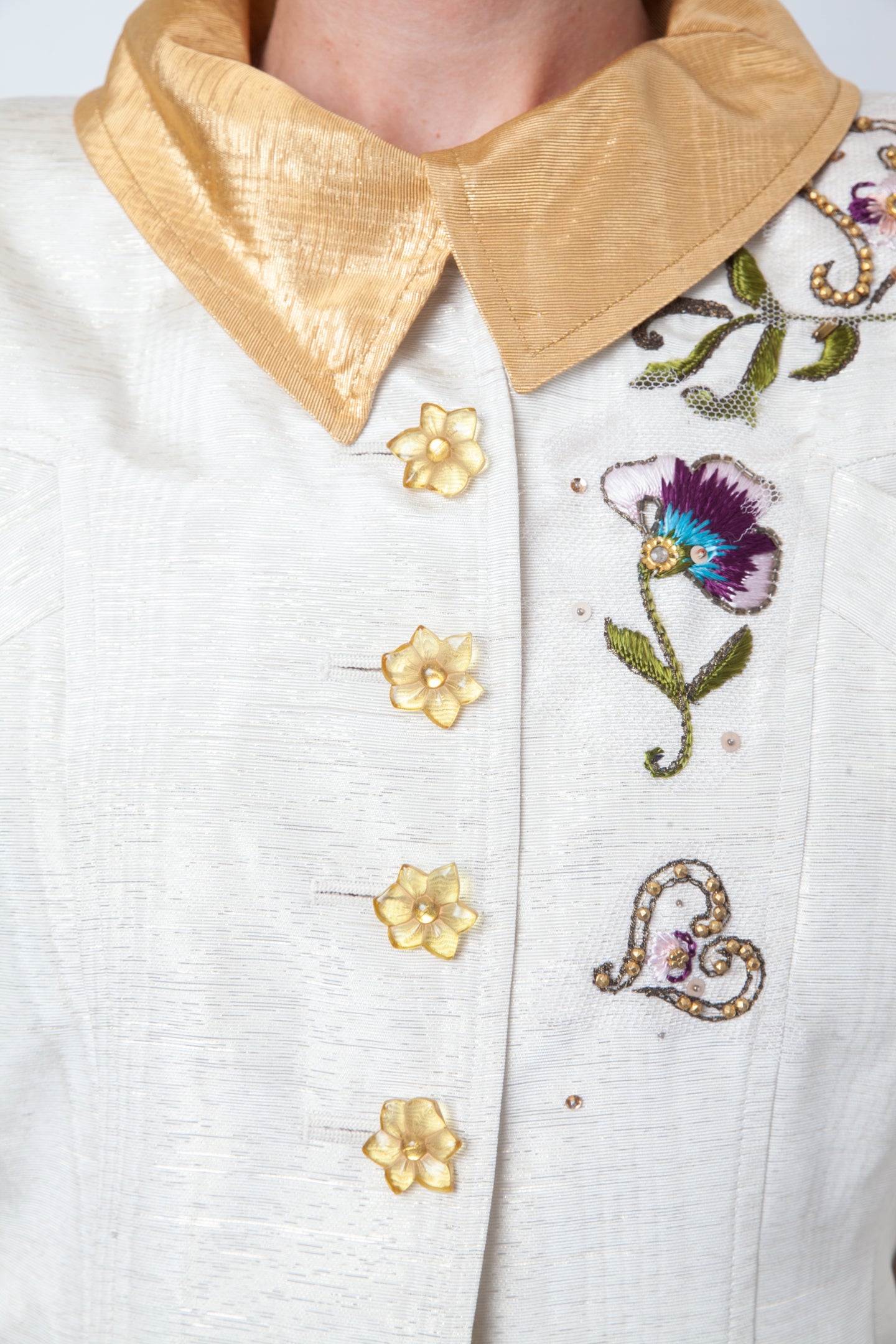 Christian Lacroix 1995 white and gold skirt suit with flower embroideries