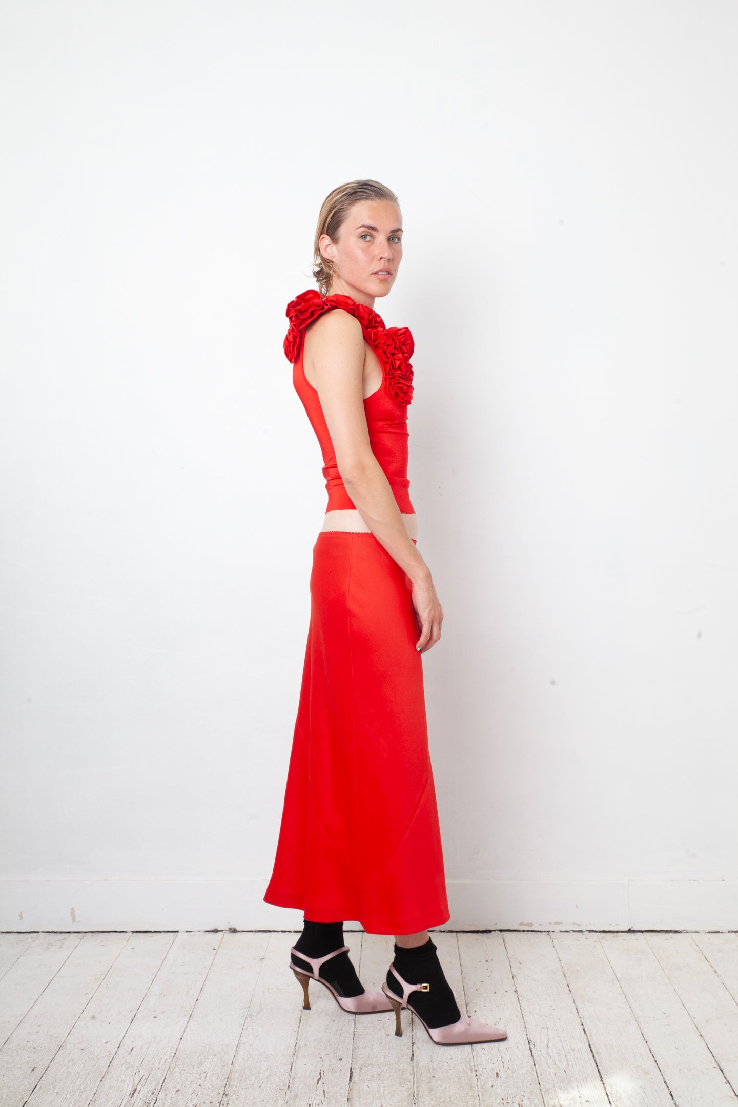 IRIÉ 2000's bright red stretchy top with sculptural 3D roses collar