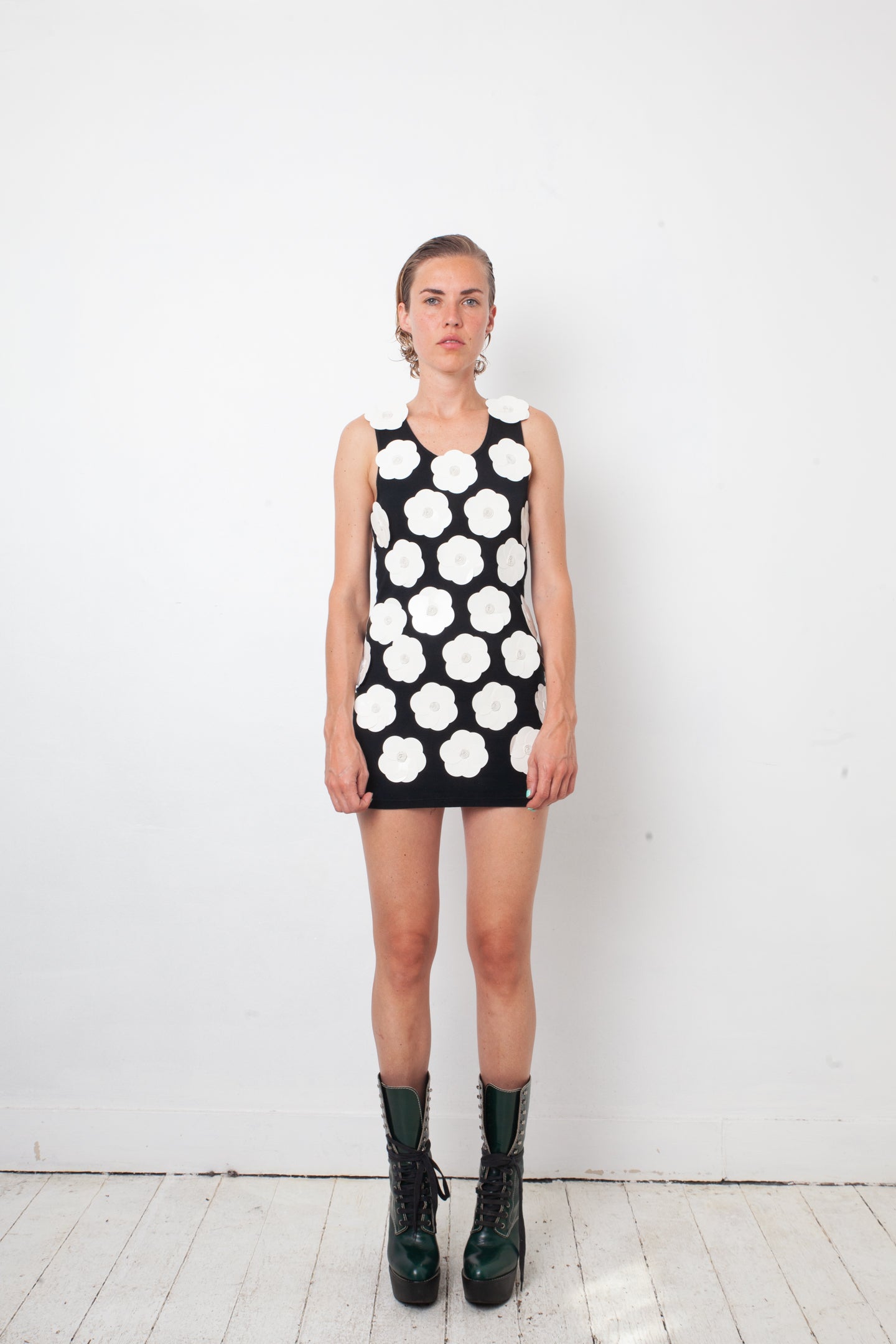 IRIÉ 2000's 3D white plastic flower black tube dress
