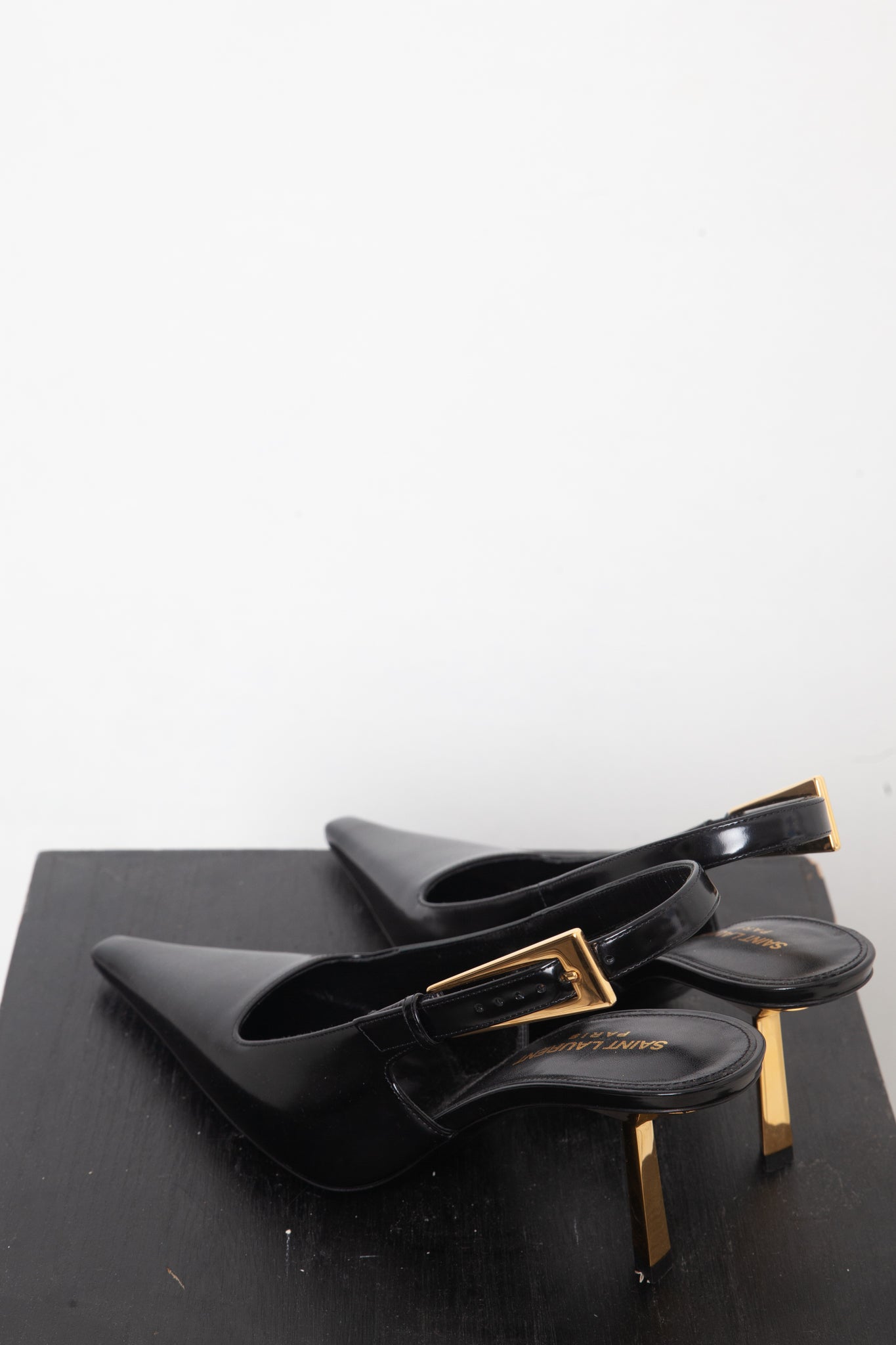 Saint Laurent pointy toe leather black heels with golden heel size 37