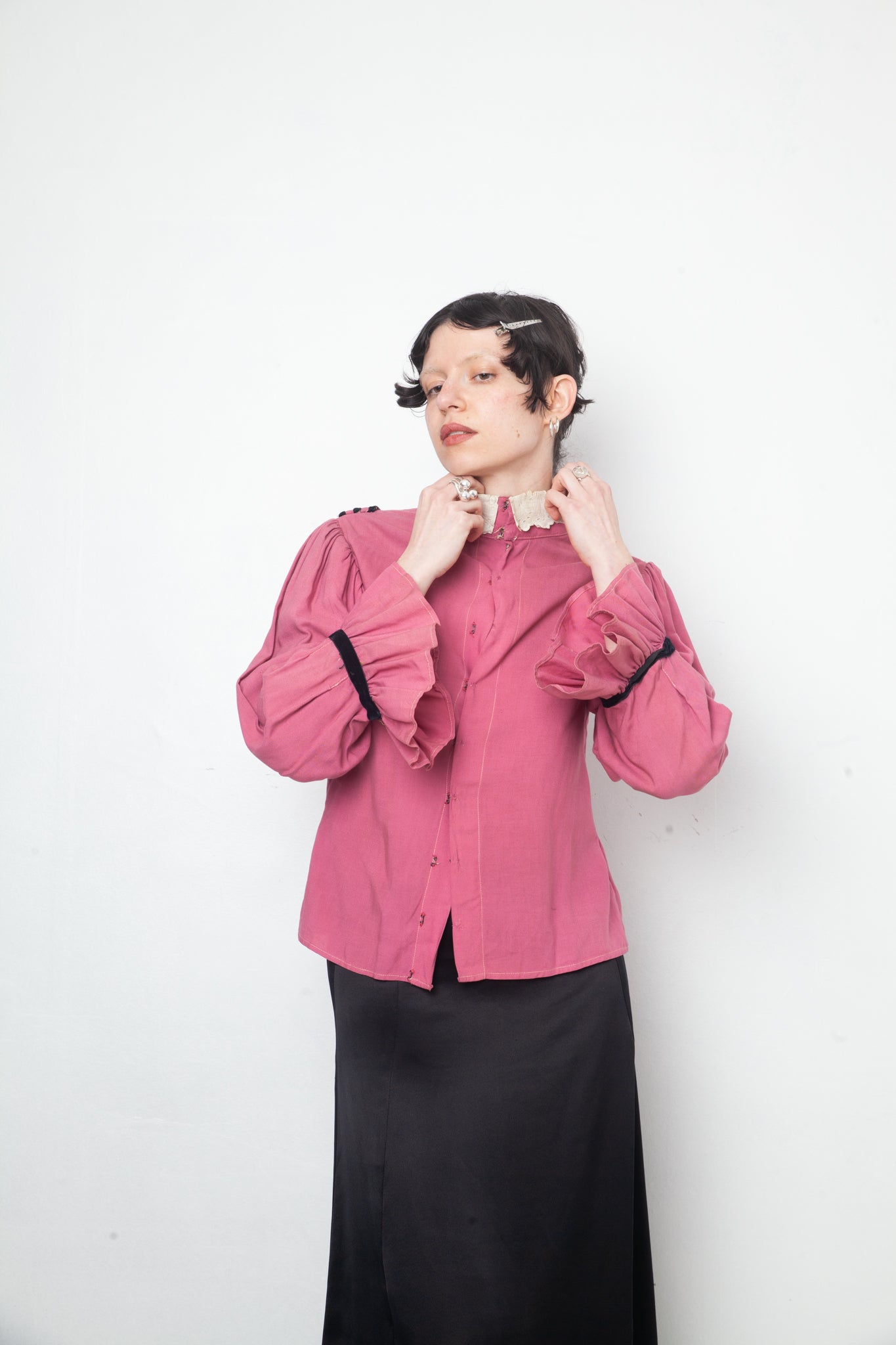 1920's pink theater costume with lace collar and flounce sleeves