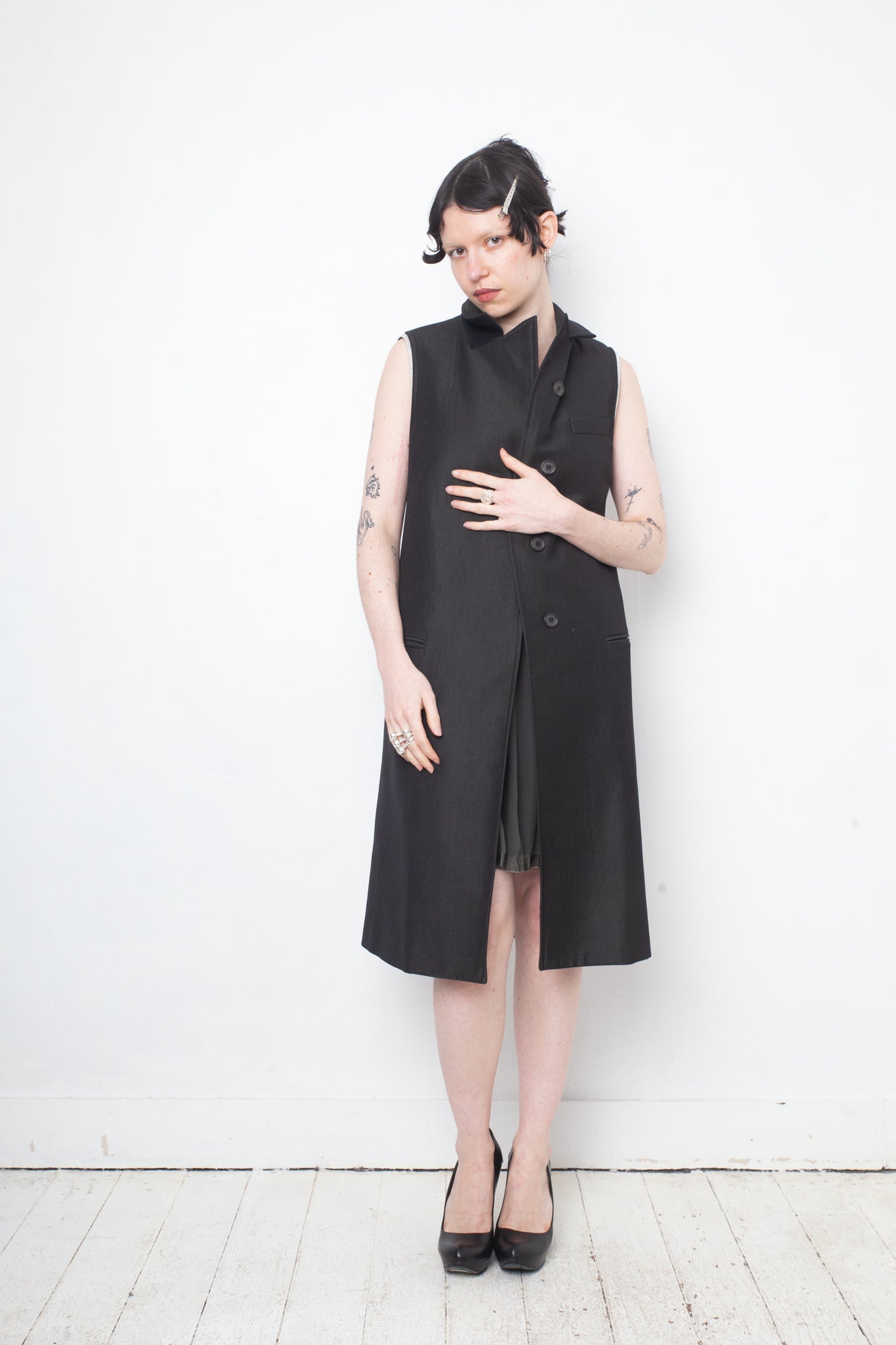 Martine Sitbon wool grey sleeveless blazer with upright collar