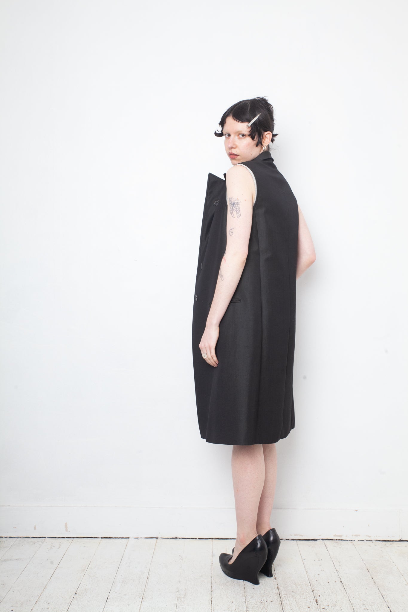 Martine Sitbon wool grey sleeveless blazer with upright collar