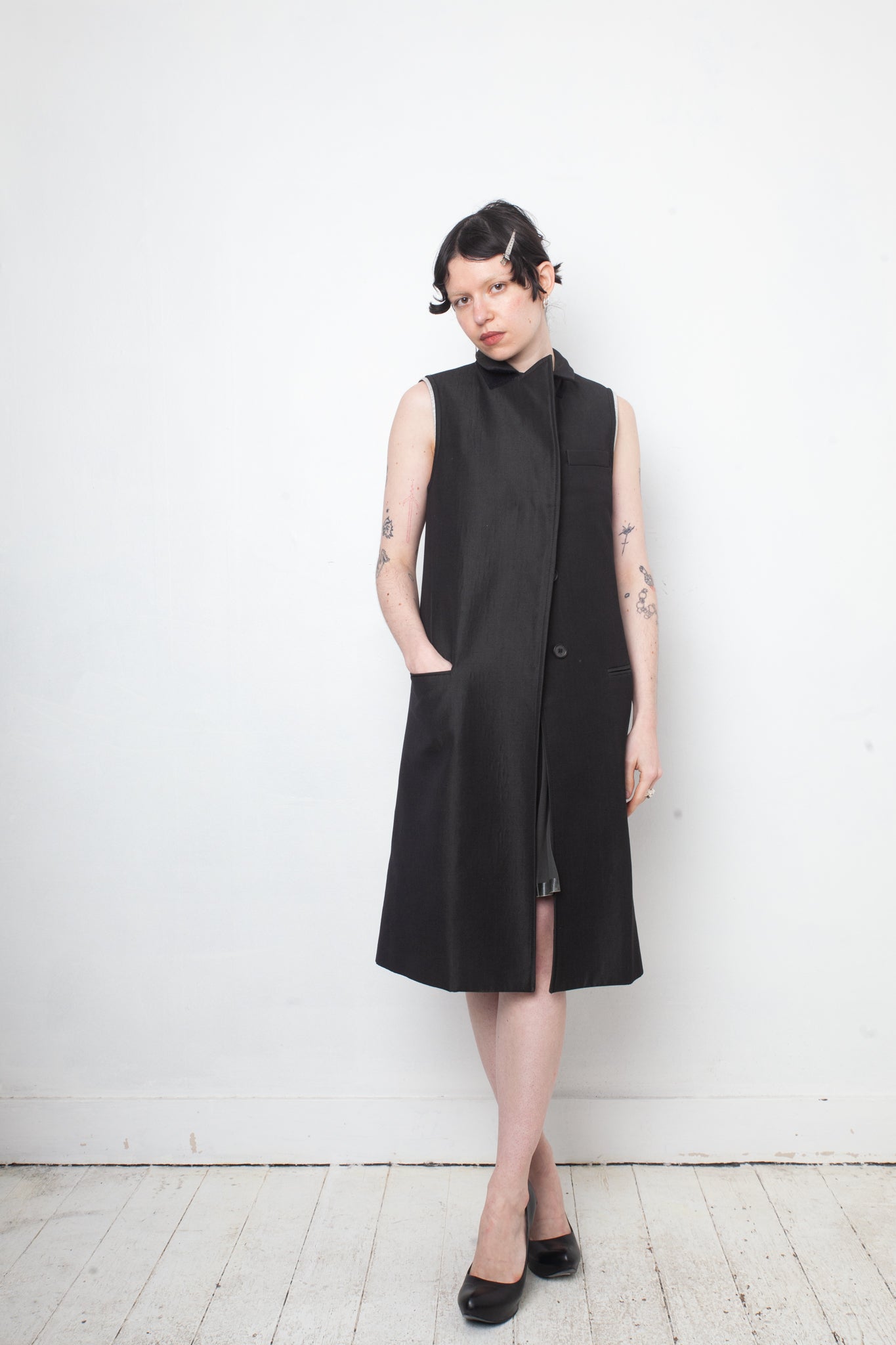 Martine Sitbon wool grey sleeveless blazer with upright collar