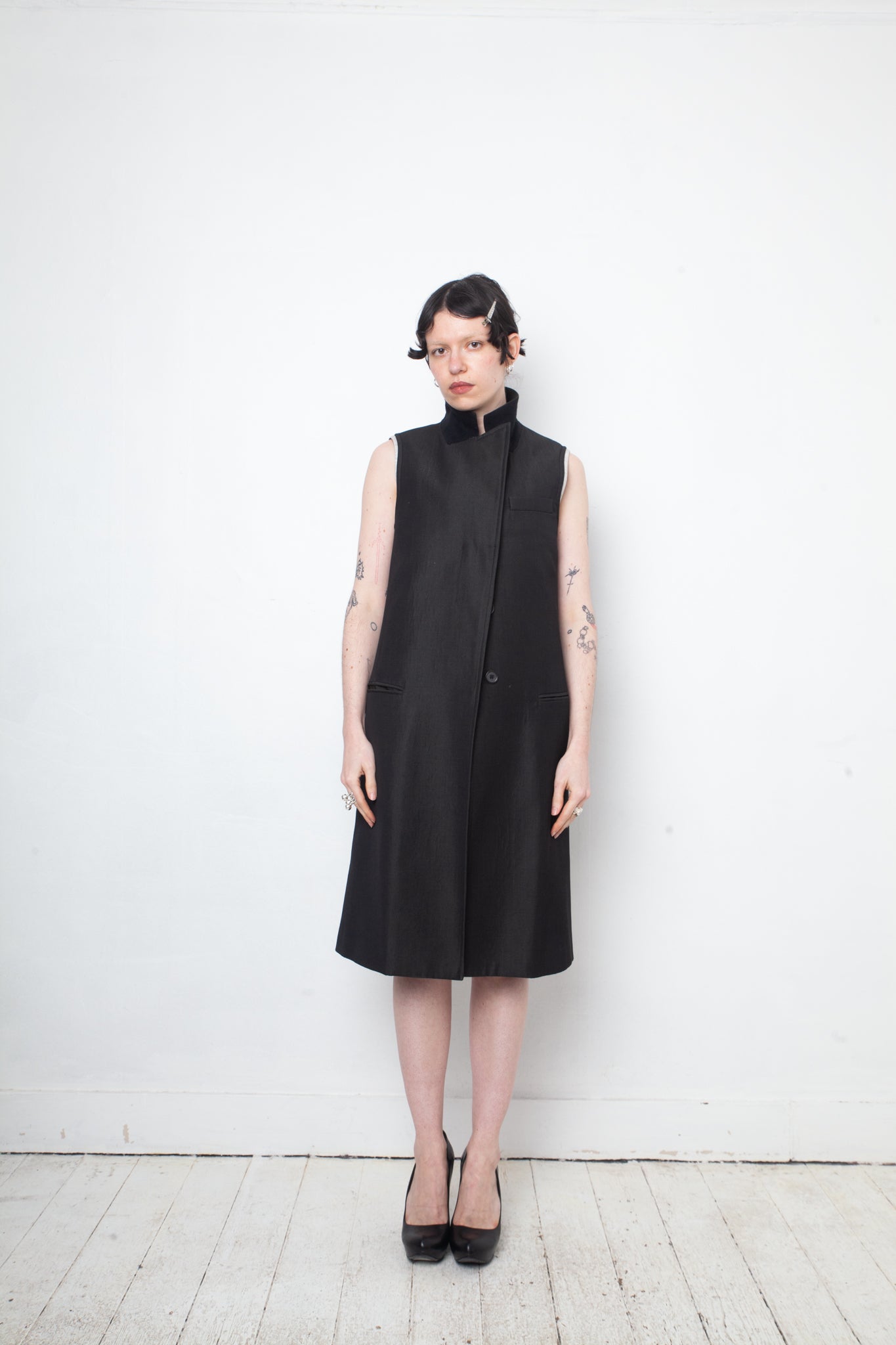 Martine Sitbon wool grey sleeveless blazer with upright collar